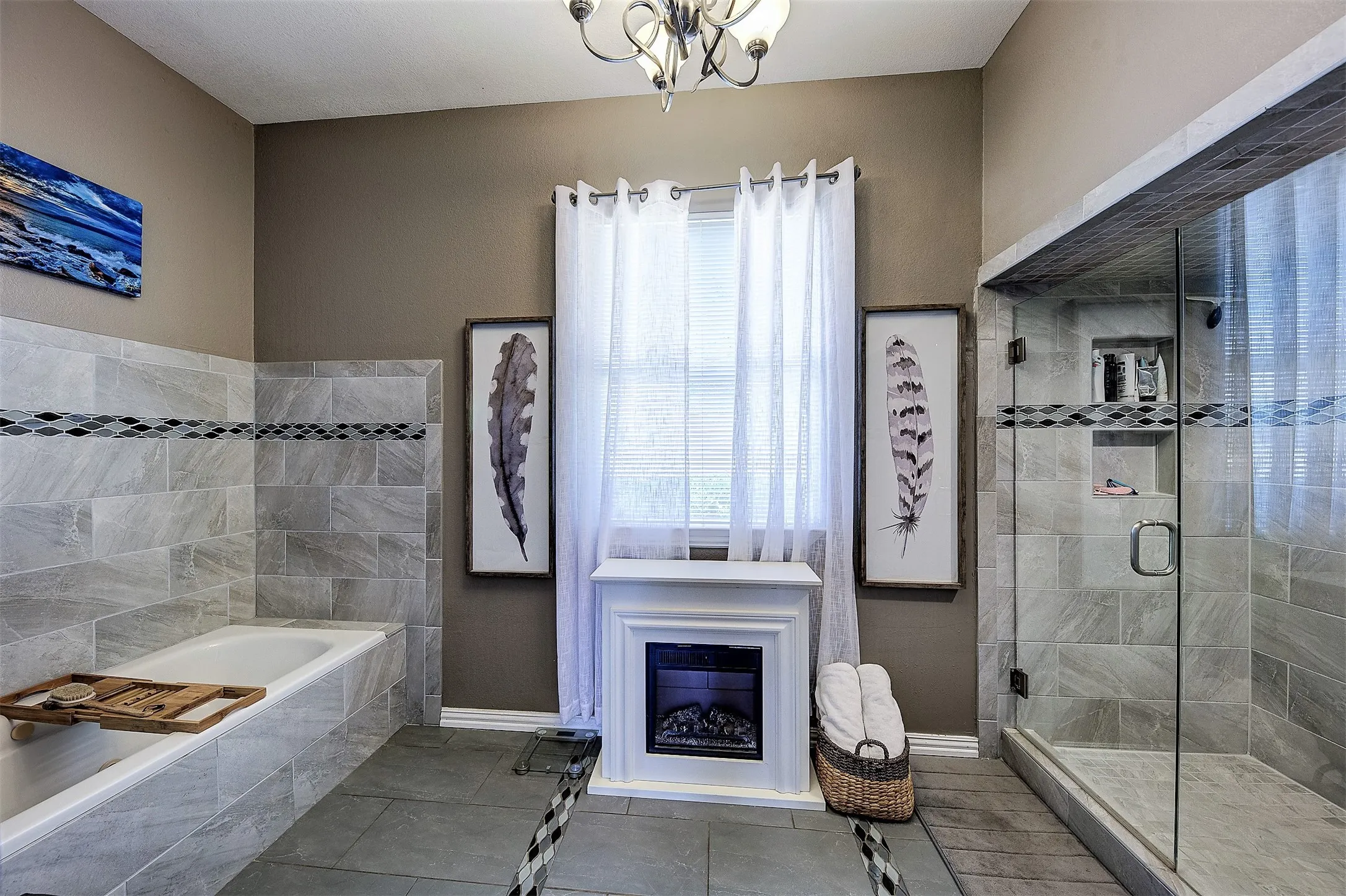 Single Family Residence For Sale in Denton County , 10609 Jackson Road, Krum, Texas 76249, 3 Bedroom, 4 Bathroom, 2 Garage spaces, 2,354 Sqft, built in 1995, mls#21290333, Real Estate Agent in Krum, Homes For Sale in Denton county, Homes For Sale in Krum, Realtor in Krum Texas, Real Estate Brokerage Independent Realty Texas, Luminita Cordes Realtor