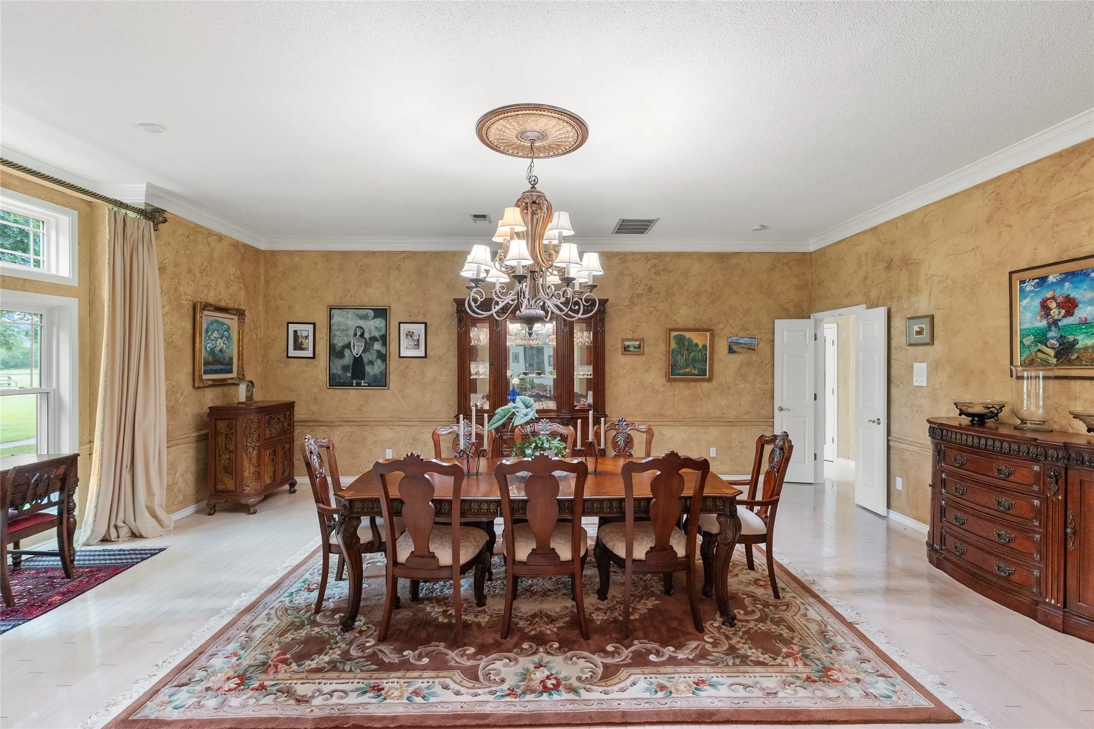 Single Family Residence For Sale in Delta County , 3120 Texas Highway 24 N, Cooper, Texas 75432, 6 Bedroom, 7 Bathroom, 3 Garage spaces, 6,457 Sqft, built in 1995, mls#21299502, Real Estate Agent in Cooper, Homes For Sale in Delta county, Homes For Sale in Cooper, Realtor in Cooper Texas, Real Estate Brokerage Independent Realty Texas, Luminita Cordes Realtor