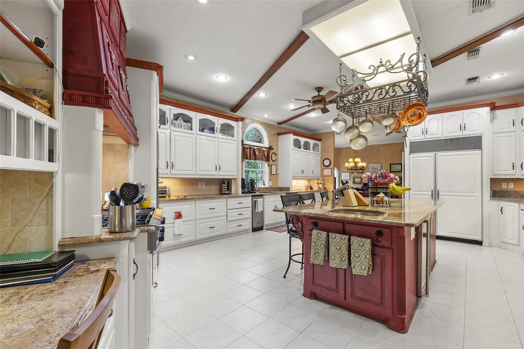 Single Family Residence For Sale in Delta County , 3120 Texas Highway 24 N, Cooper, Texas 75432, 6 Bedroom, 7 Bathroom, 3 Garage spaces, 6,457 Sqft, built in 1995, mls#21299502, Real Estate Agent in Cooper, Homes For Sale in Delta county, Homes For Sale in Cooper, Realtor in Cooper Texas, Real Estate Brokerage Independent Realty Texas, Luminita Cordes Realtor