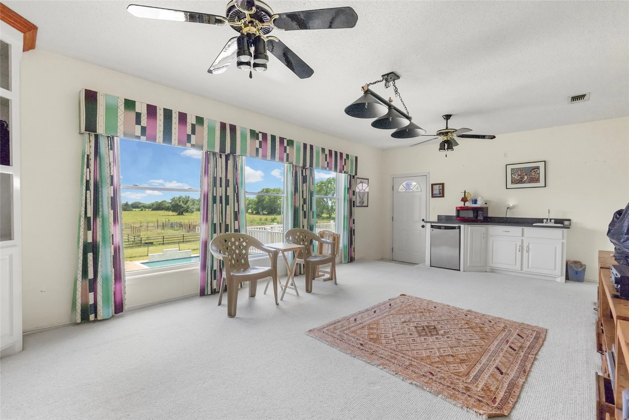 Single Family Residence For Sale in Delta County , 3120 Texas Highway 24 N, Cooper, Texas 75432, 6 Bedroom, 7 Bathroom, 3 Garage spaces, 6,457 Sqft, built in 1995, mls#21299502, Real Estate Agent in Cooper, Homes For Sale in Delta county, Homes For Sale in Cooper, Realtor in Cooper Texas, Real Estate Brokerage Independent Realty Texas, Luminita Cordes Realtor