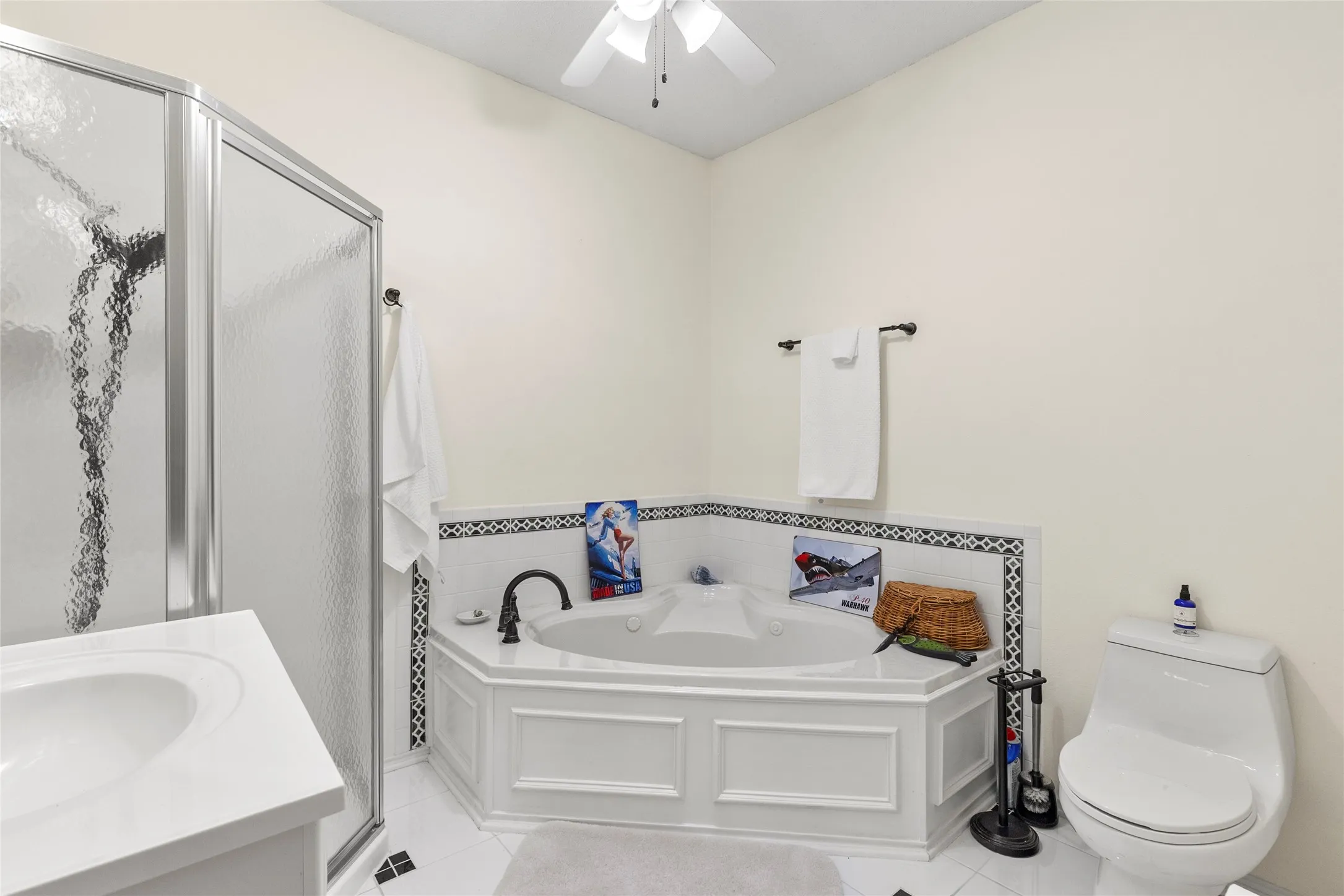 Single Family Residence For Sale in Delta County , 3120 Texas Highway 24 N, Cooper, Texas 75432, 6 Bedroom, 7 Bathroom, 3 Garage spaces, 6,457 Sqft, built in 1995, mls#21299502, Real Estate Agent in Cooper, Homes For Sale in Delta county, Homes For Sale in Cooper, Realtor in Cooper Texas, Real Estate Brokerage Independent Realty Texas, Luminita Cordes Realtor