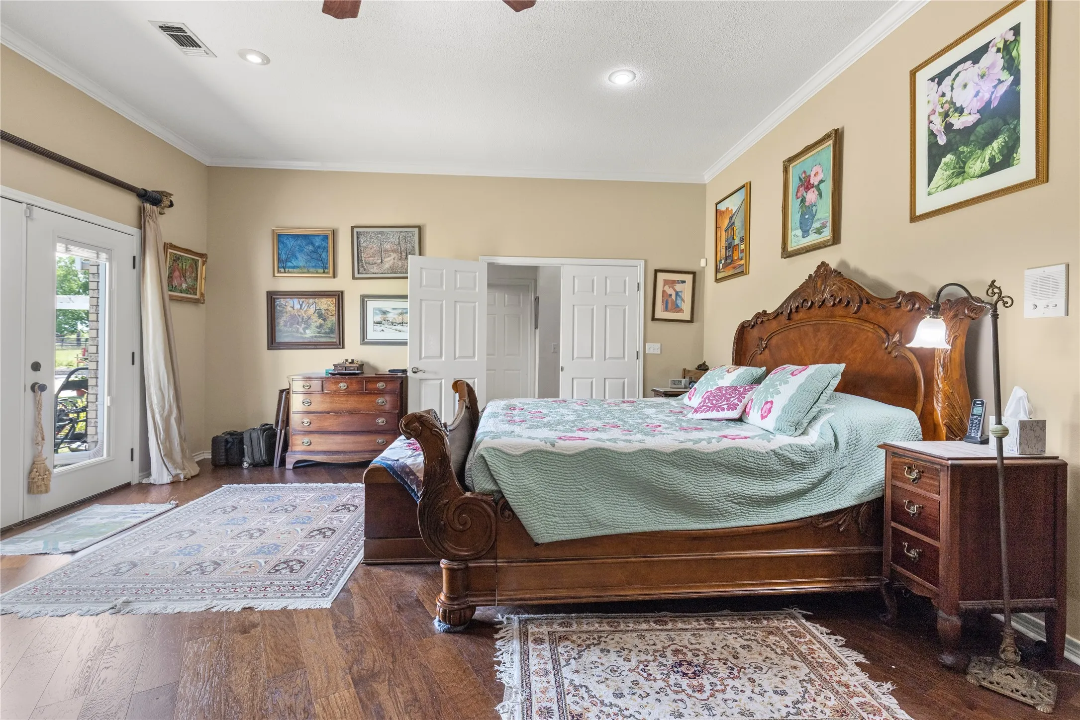 Single Family Residence For Sale in Delta County , 3120 Texas Highway 24 N, Cooper, Texas 75432, 6 Bedroom, 7 Bathroom, 3 Garage spaces, 6,457 Sqft, built in 1995, mls#21299502, Real Estate Agent in Cooper, Homes For Sale in Delta county, Homes For Sale in Cooper, Realtor in Cooper Texas, Real Estate Brokerage Independent Realty Texas, Luminita Cordes Realtor