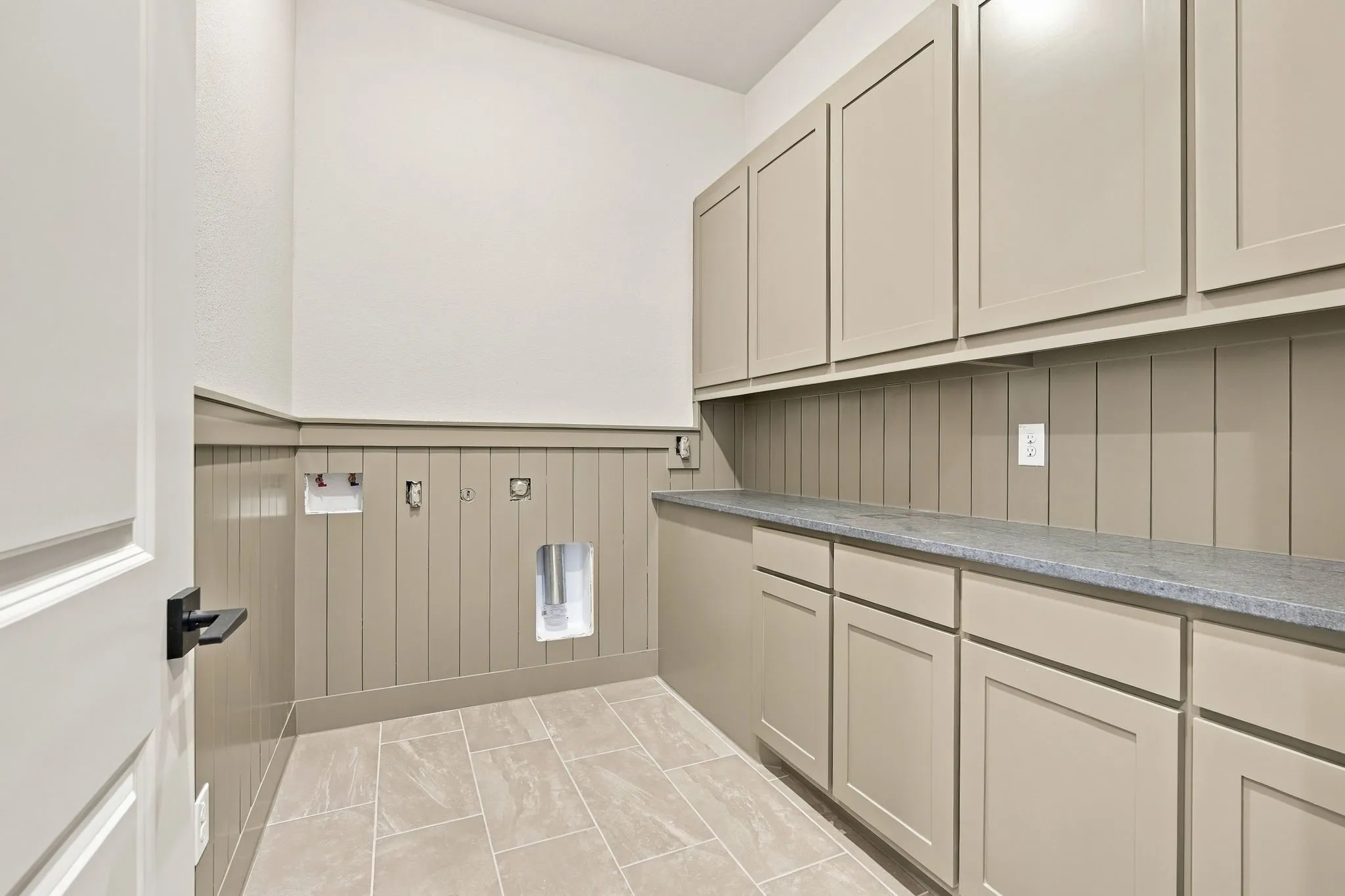 Single Family Residence For Sale in Ellis County , 6040 Lindenwood Drive, Midlothian, Texas 76065, 4 Bedroom, 4 Bathroom, 3 Garage spaces, 3,250 Sqft, built in 2026, mls#21297471, Real Estate Agent in Midlothian, Homes For Sale in Ellis county, Homes For Sale in Midlothian, Realtor in Midlothian Texas, Real Estate Brokerage Independent Realty Texas, Luminita Cordes Realtor