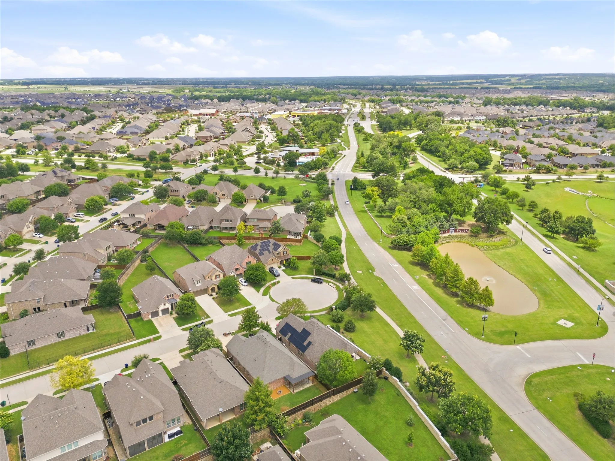 Single Family Residence For Sale in Collin County , 705 Llano Falls Drive, Mc Kinney, Texas 75071, 4 Bedroom, 2 Bathroom, 2 Garage spaces, 2,042 Sqft, built in 2015, mls#21276709, Real Estate Agent in Mc Kinney, Homes For Sale in Collin county, Homes For Sale in Mc Kinney, Realtor in Mc Kinney Texas, Real Estate Brokerage Independent Realty Texas, Luminita Cordes Realtor