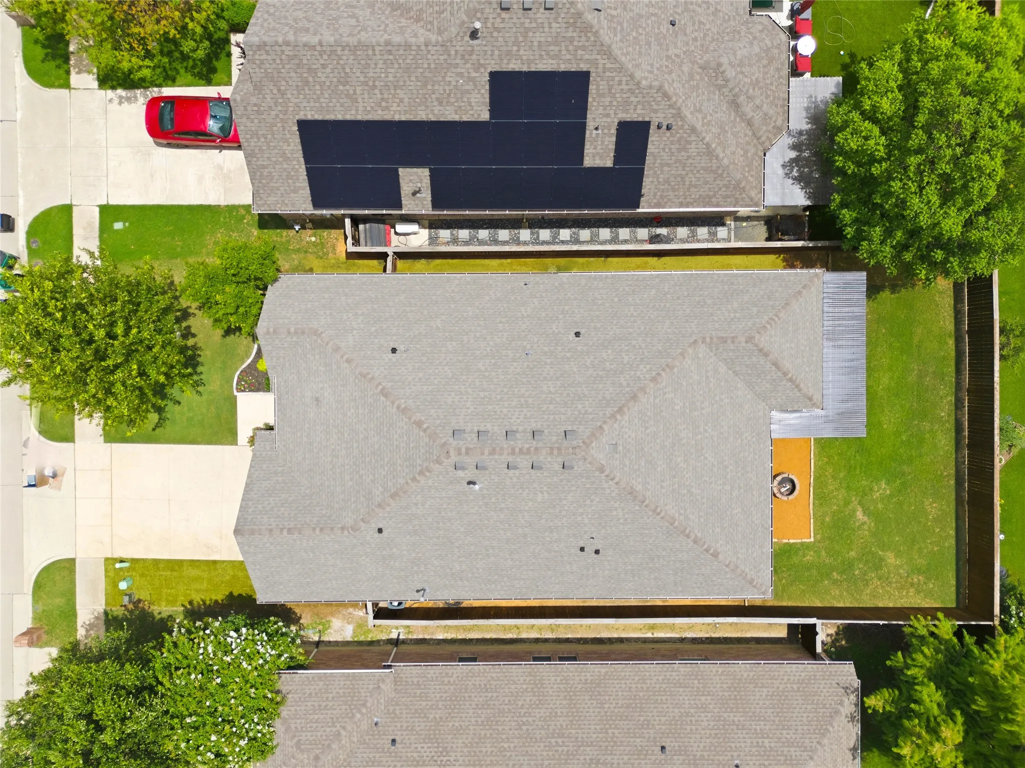 Single Family Residence For Sale in Collin County , 705 Llano Falls Drive, Mc Kinney, Texas 75071, 4 Bedroom, 2 Bathroom, 2 Garage spaces, 2,042 Sqft, built in 2015, mls#21276709, Real Estate Agent in Mc Kinney, Homes For Sale in Collin county, Homes For Sale in Mc Kinney, Realtor in Mc Kinney Texas, Real Estate Brokerage Independent Realty Texas, Luminita Cordes Realtor