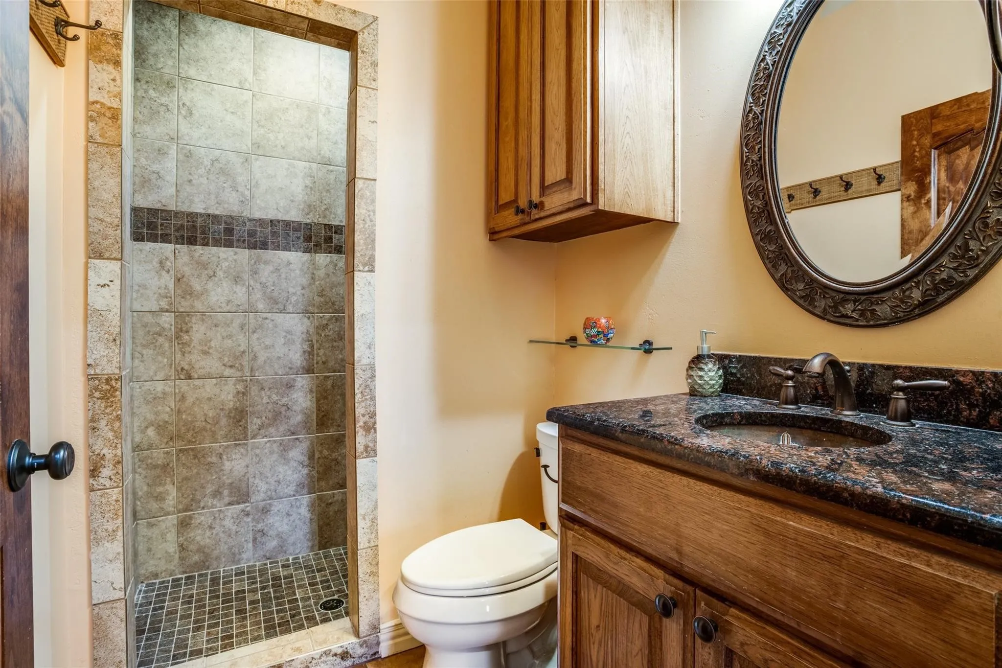 Single Family Residence For Sale in Hunt County , 10040 Brinwood Drive, Wills Point, Texas 75169, 3 Bedroom, 3 Bathroom, Garage spaces, 1,681 Sqft, built in 2014, mls#21290321, Real Estate Agent in Wills Point, Homes For Sale in Hunt county, Homes For Sale in Wills Point, Realtor in Wills Point Texas, Real Estate Brokerage Independent Realty Texas, Luminita Cordes Realtor