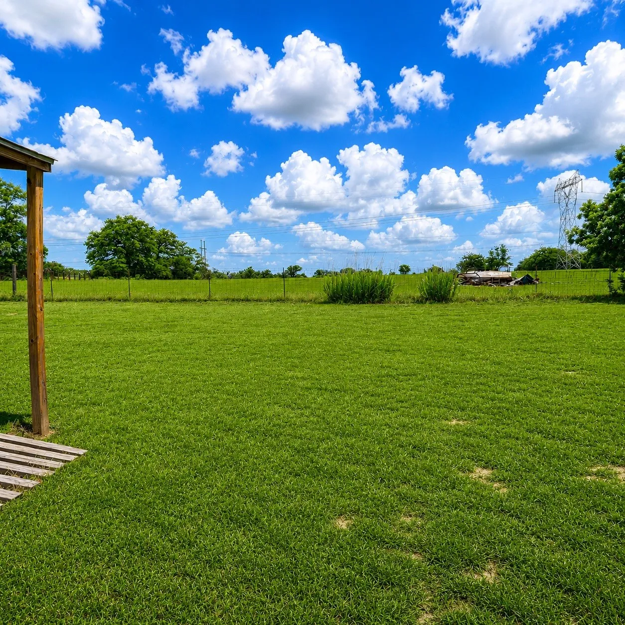 Single Family Residence For Sale in Leon County , 1112 Spruiell Street, Jewett, Texas 75846, 1 Bedroom, 3 Bathroom, Garage spaces, 2,288 Sqft, built in 1979, mls#21300052, Real Estate Agent in Jewett, Homes For Sale in Leon county, Homes For Sale in Jewett, Realtor in Jewett Texas, Real Estate Brokerage Independent Realty Texas, Luminita Cordes Realtor
