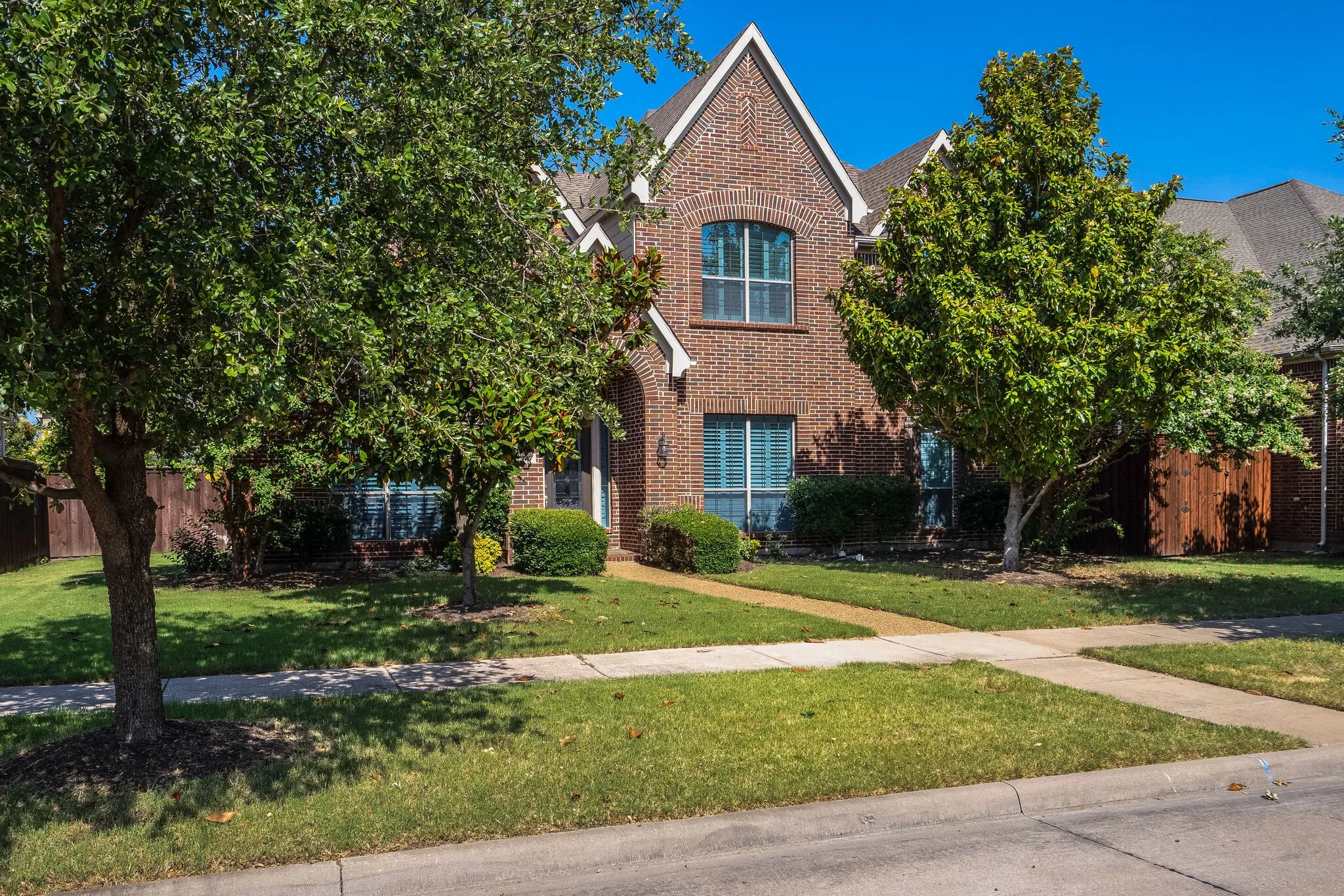 Single Family Residence For Rent in Denton County , 7747 Ivanhoe Drive, Frisco, Texas 75034, 4 Bedroom, 4 Bathroom, 2 Garage spaces, 3,423 Sqft, built in 2008, mls#21300054, Real Estate Agent in Frisco, Homes For Rent in Denton county, Homes For Rent in Frisco, Realtor in Frisco Texas, Real Estate Brokerage Independent Realty Texas, Luminita Cordes Realtor