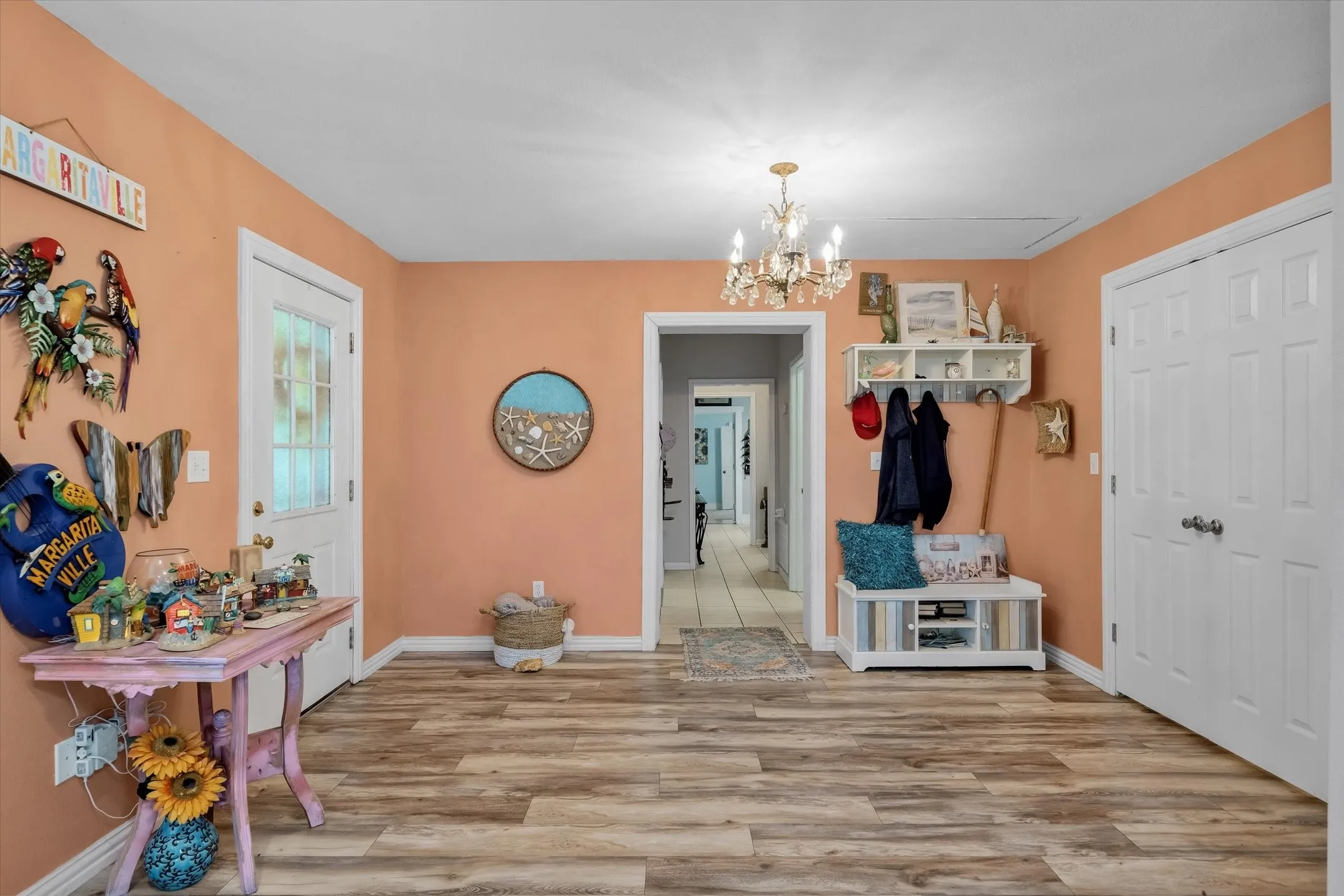 Single Family Residence For Sale in Van Zandt County , 12125 N State Highway 110, Van, Texas 75790, 3 Bedroom, 4 Bathroom, Garage spaces, 2,410 Sqft, built in 1951, mls#21292074, Real Estate Agent in Van, Homes For Sale in Van Zandt county, Homes For Sale in Van, Realtor in Van Texas, Real Estate Brokerage Independent Realty Texas, Luminita Cordes Realtor