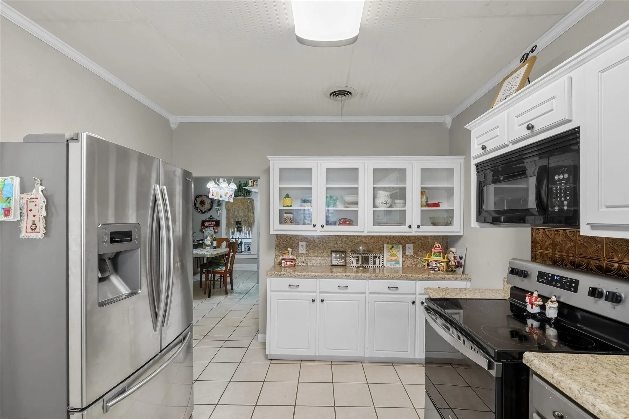 Single Family Residence For Sale in Van Zandt County , 12125 N State Highway 110, Van, Texas 75790, 3 Bedroom, 4 Bathroom, Garage spaces, 2,410 Sqft, built in 1951, mls#21292074, Real Estate Agent in Van, Homes For Sale in Van Zandt county, Homes For Sale in Van, Realtor in Van Texas, Real Estate Brokerage Independent Realty Texas, Luminita Cordes Realtor