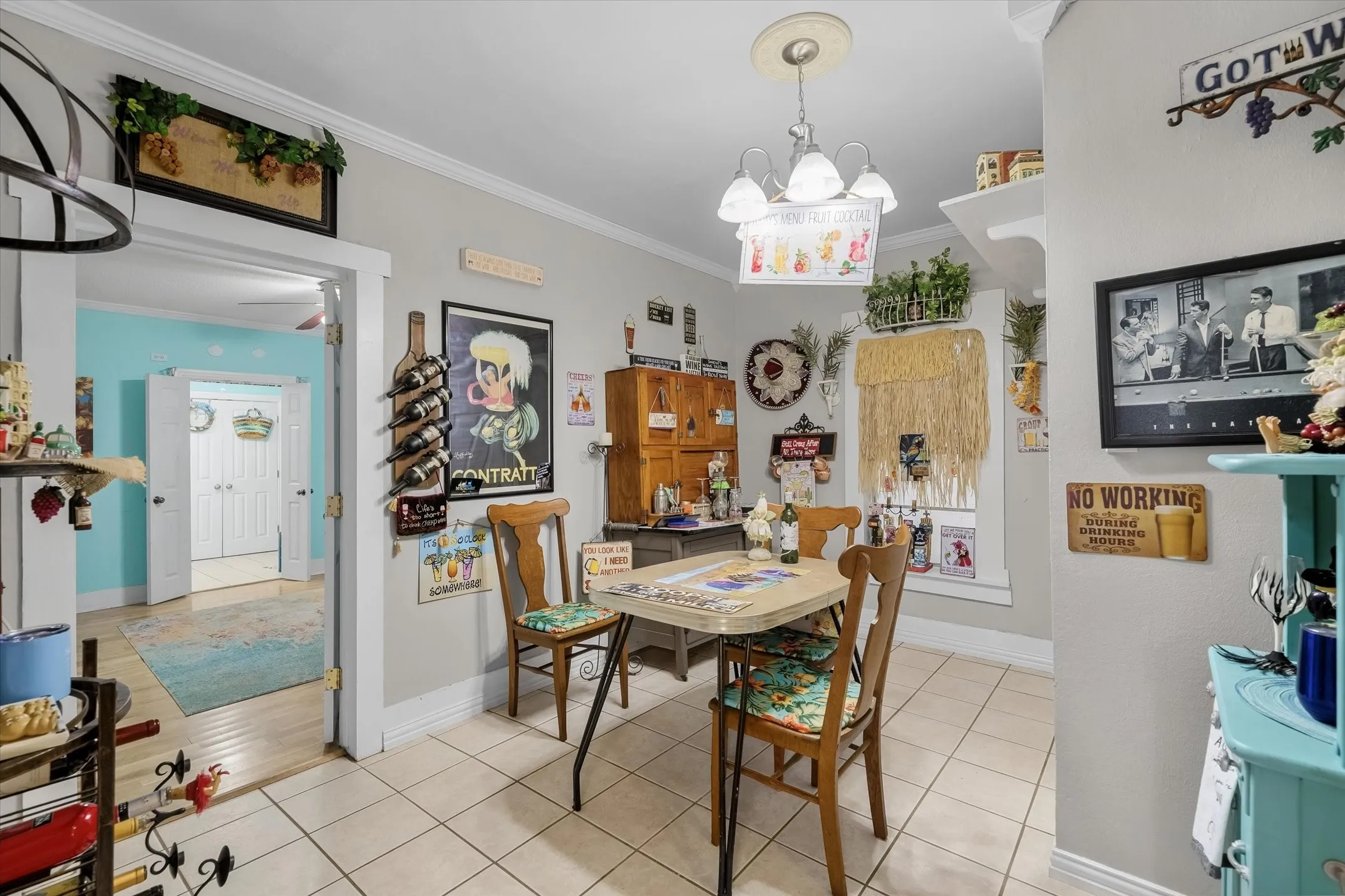 Single Family Residence For Sale in Van Zandt County , 12125 N State Highway 110, Van, Texas 75790, 3 Bedroom, 4 Bathroom, Garage spaces, 2,410 Sqft, built in 1951, mls#21292074, Real Estate Agent in Van, Homes For Sale in Van Zandt county, Homes For Sale in Van, Realtor in Van Texas, Real Estate Brokerage Independent Realty Texas, Luminita Cordes Realtor