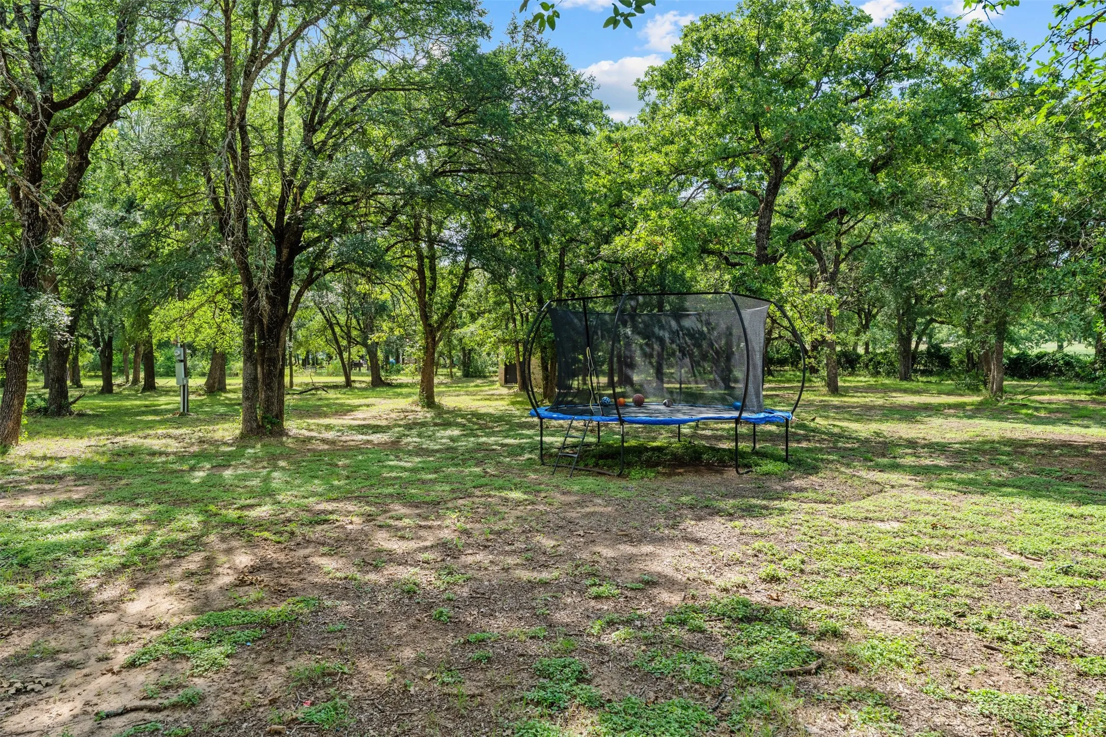 Single Family Residence For Sale in Hamilton County , 443 County Road 316, Jonesboro, Texas 76538, 4 Bedroom, 2 Bathroom, Garage spaces, 2,357 Sqft, built in 1988, mls#21299852, Real Estate Agent in Jonesboro, Homes For Sale in Hamilton county, Homes For Sale in Jonesboro, Realtor in Jonesboro Texas, Real Estate Brokerage Independent Realty Texas, Luminita Cordes Realtor