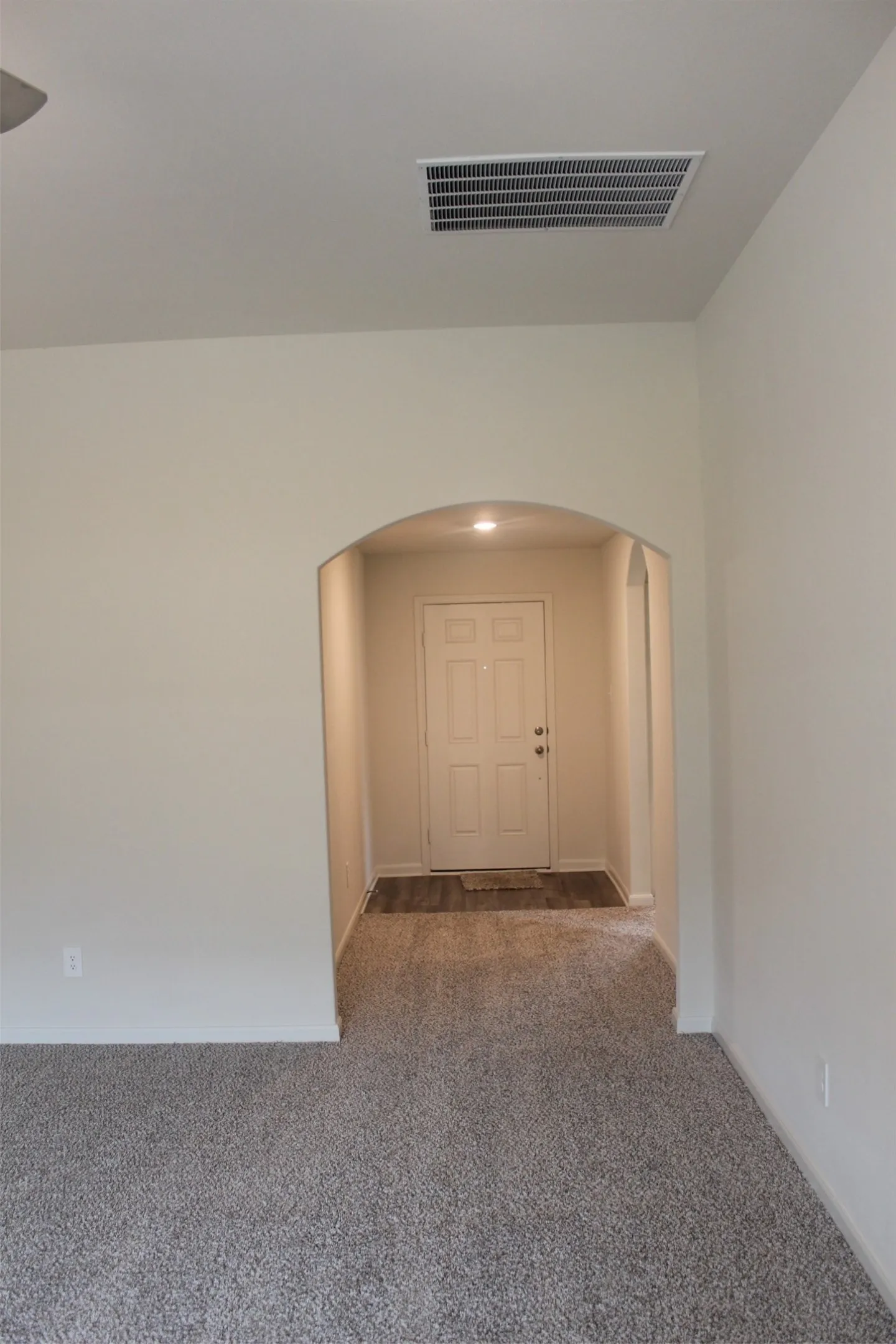 Single Family Residence For Rent in Kaufman County , 3044 Boran Drive, Forney, Texas 75126, 3 Bedroom, 2 Bathroom, 2 Garage spaces, 1,643 Sqft, built in 2021, mls#21300068, Real Estate Agent in Forney, Homes For Rent in Kaufman county, Homes For Rent in Forney, Realtor in Forney Texas, Real Estate Brokerage Independent Realty Texas, Luminita Cordes Realtor