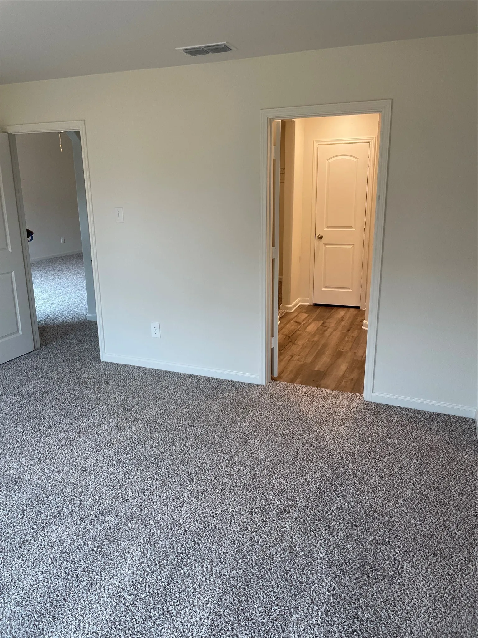 Single Family Residence For Rent in Kaufman County , 3044 Boran Drive, Forney, Texas 75126, 3 Bedroom, 2 Bathroom, 2 Garage spaces, 1,643 Sqft, built in 2021, mls#21300068, Real Estate Agent in Forney, Homes For Rent in Kaufman county, Homes For Rent in Forney, Realtor in Forney Texas, Real Estate Brokerage Independent Realty Texas, Luminita Cordes Realtor