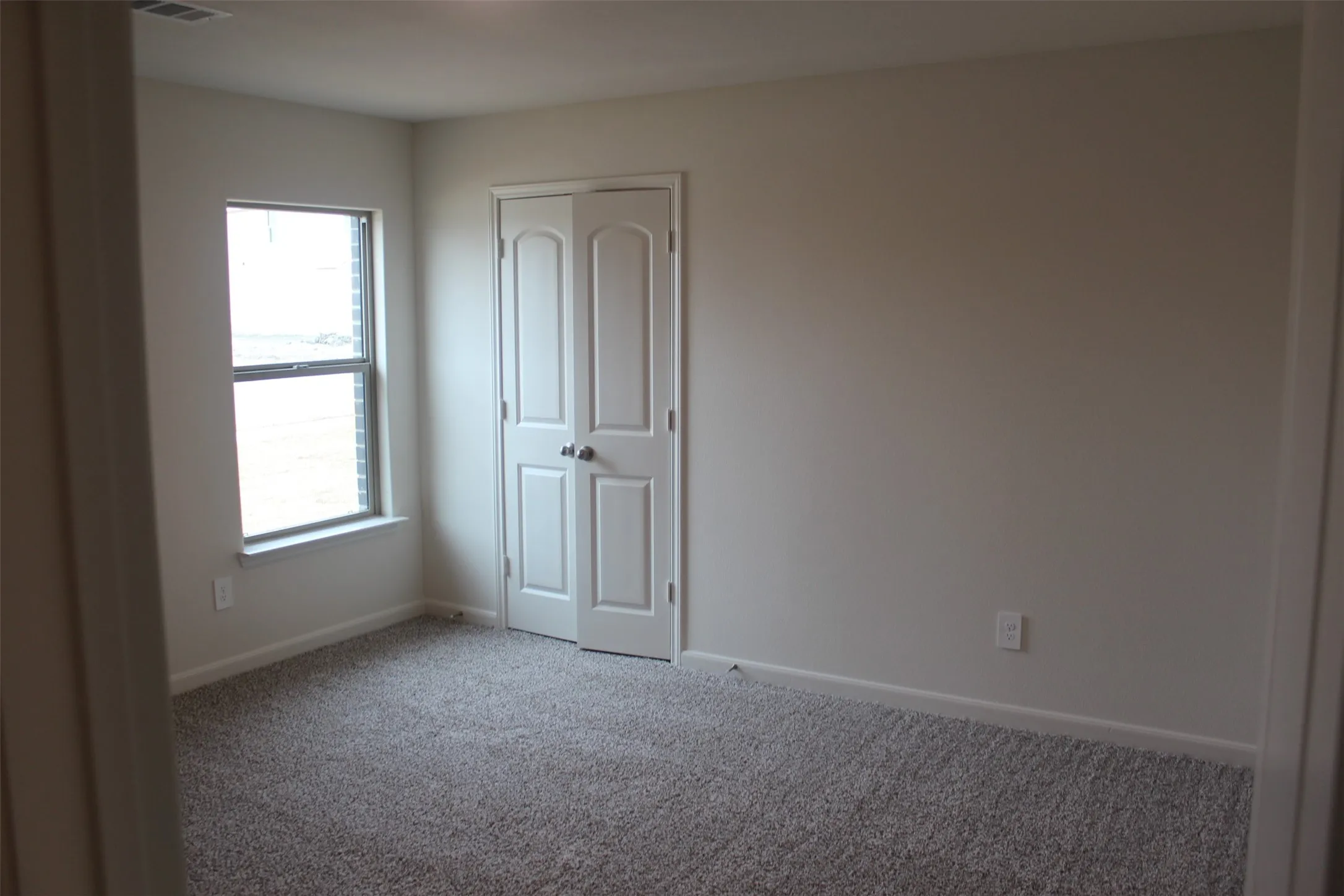 Single Family Residence For Rent in Kaufman County , 3044 Boran Drive, Forney, Texas 75126, 3 Bedroom, 2 Bathroom, 2 Garage spaces, 1,643 Sqft, built in 2021, mls#21300068, Real Estate Agent in Forney, Homes For Rent in Kaufman county, Homes For Rent in Forney, Realtor in Forney Texas, Real Estate Brokerage Independent Realty Texas, Luminita Cordes Realtor