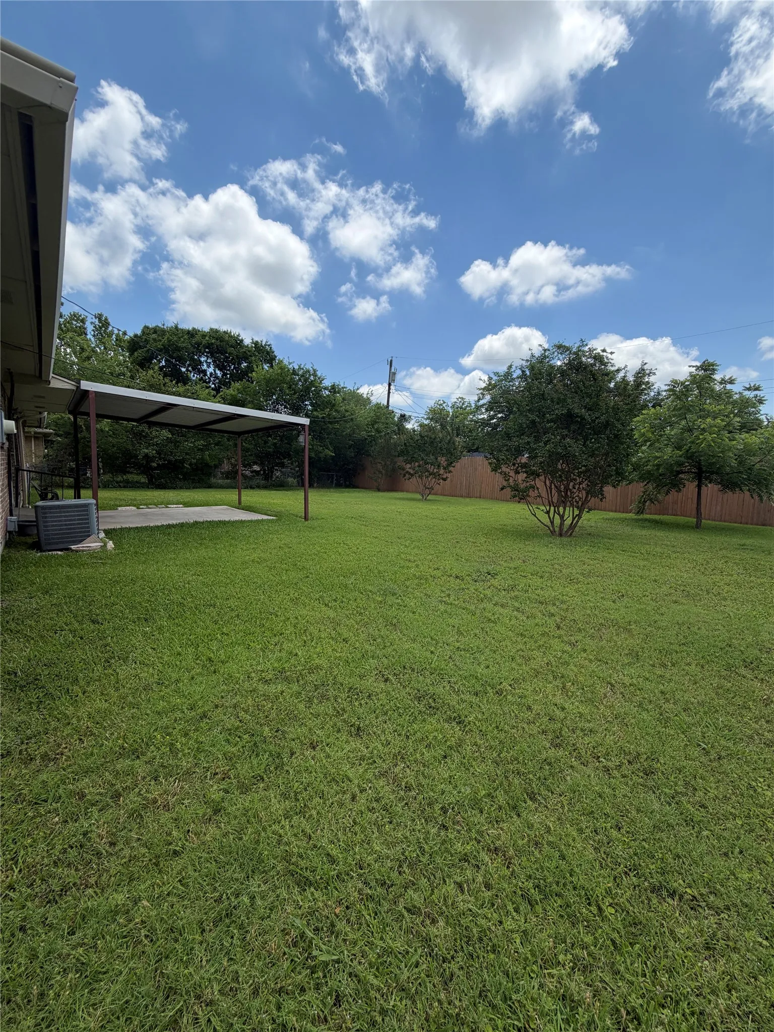 Single Family Residence For Sale in Collin County , 317 Allenwood Drive, Princeton, Texas 75407, 2 Bedroom, 2 Bathroom, 2 Garage spaces, 1,330 Sqft, built in 1970, mls#21299534, Real Estate Agent in Princeton, Homes For Sale in Collin county, Homes For Sale in Princeton, Realtor in Princeton Texas, Real Estate Brokerage Independent Realty Texas, Luminita Cordes Realtor