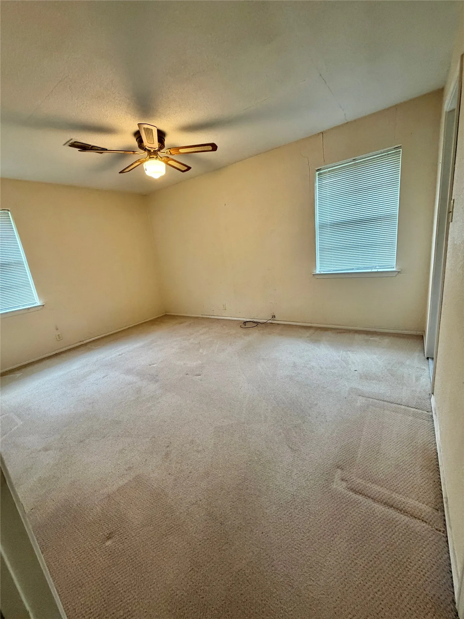 Single Family Residence For Sale in Collin County , 317 Allenwood Drive, Princeton, Texas 75407, 2 Bedroom, 2 Bathroom, 2 Garage spaces, 1,330 Sqft, built in 1970, mls#21299534, Real Estate Agent in Princeton, Homes For Sale in Collin county, Homes For Sale in Princeton, Realtor in Princeton Texas, Real Estate Brokerage Independent Realty Texas, Luminita Cordes Realtor