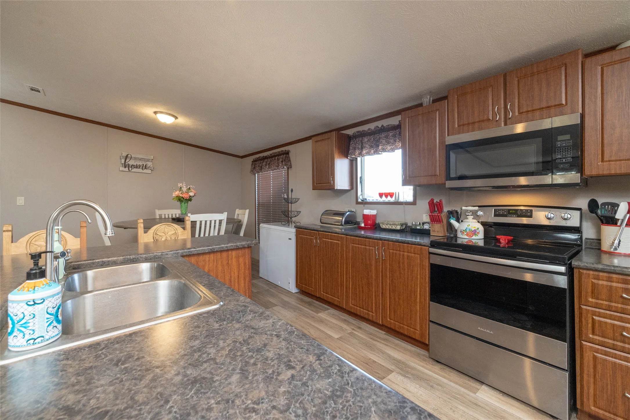 Mobile Home For Sale in Wise County , 140 Coke Gage Lane, Decatur, Texas 76234, 4 Bedroom, 2 Bathroom, Garage spaces, 1,736 Sqft, built in 2021, Price $225,000, mls#21299943, Real Estate Agent in Decatur, Homes For Sale in Wise county, Homes For Sale in Decatur, Realtor in Decatur Texas, Real Estate Brokerage Independent Realty Texas, Luminita Cordes Realtor
