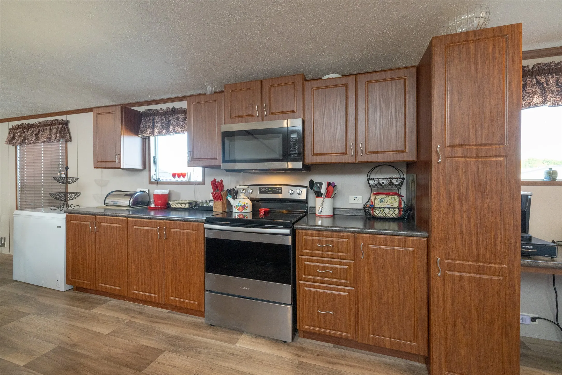 Mobile Home For Sale in Wise County , 140 Coke Gage Lane, Decatur, Texas 76234, 4 Bedroom, 2 Bathroom, Garage spaces, 1,736 Sqft, built in 2021, Price $225,000, mls#21299943, Real Estate Agent in Decatur, Homes For Sale in Wise county, Homes For Sale in Decatur, Realtor in Decatur Texas, Real Estate Brokerage Independent Realty Texas, Luminita Cordes Realtor