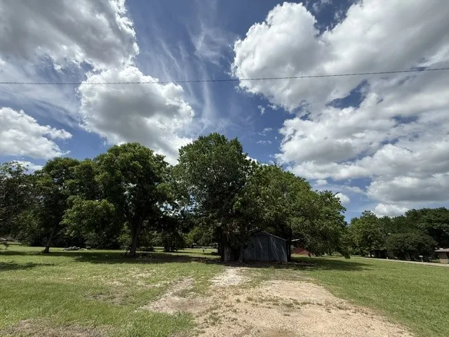 Improved Land For Sale in Delta County , 741 E Kaufman Avenue, Cooper, Texas 75432, 0, 0, Garage spaces, 0 Sqft, built in 1987, Price $62,500, mls#21300064, Real Estate Agent in Cooper, Homes For Sale in Delta county, Homes For Sale in Cooper, Realtor in Cooper Texas, Real Estate Brokerage Independent Realty Texas, Luminita Cordes Realtor