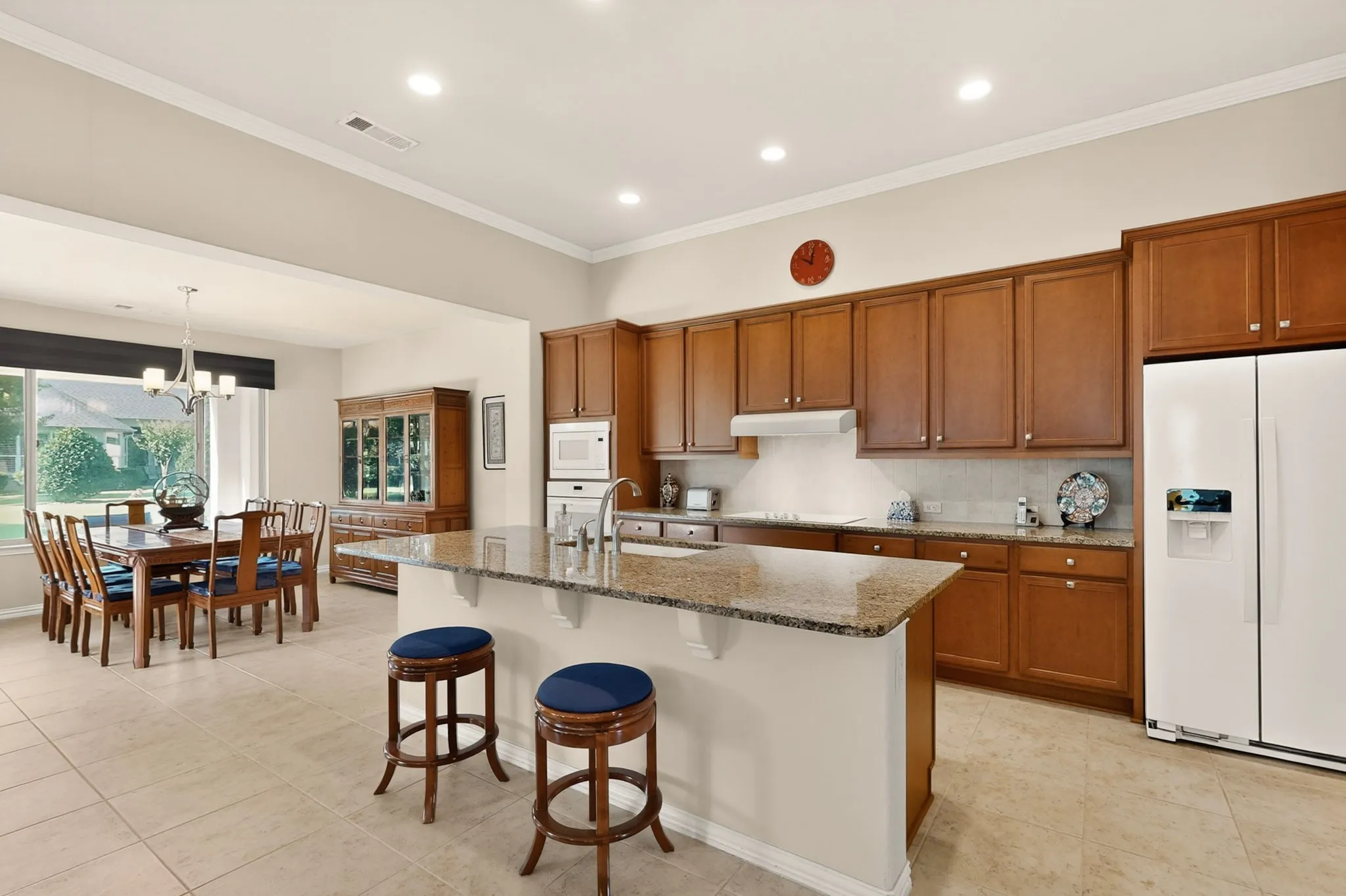 Single Family Residence For Sale in Denton County , 9801 Lindenwood Trail, Denton, Texas 76207, 3 Bedroom, 2 Bathroom, 3 Garage spaces, 2,063 Sqft, built in 2015, mls#21299913, Real Estate Agent in Denton, Homes For Sale in Denton county, Homes For Sale in Denton, Realtor in Denton Texas, Real Estate Brokerage Independent Realty Texas, Luminita Cordes Realtor