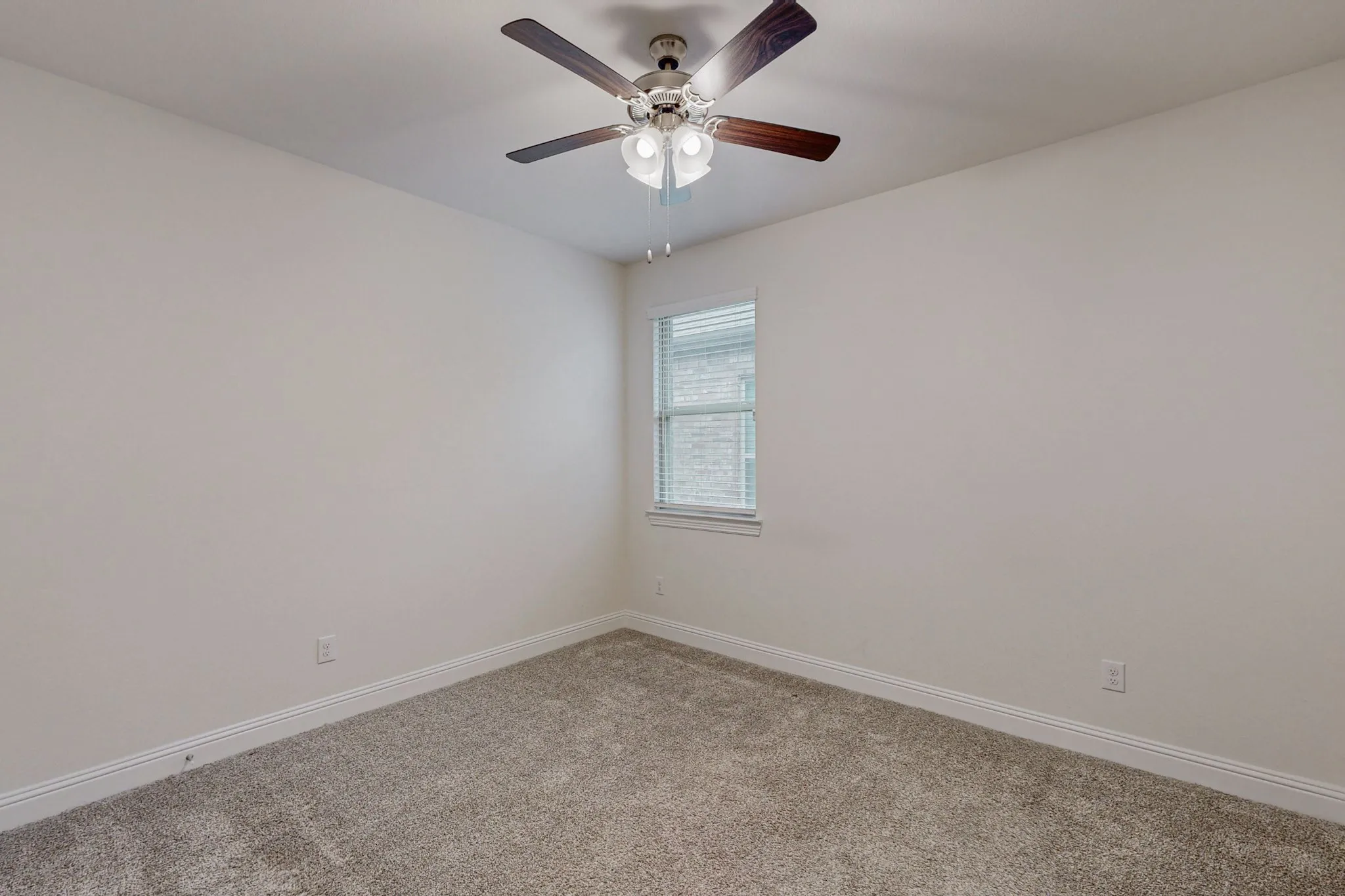 Single Family Residence For Rent in Denton County , 10925 Klondike Lane, Aubrey, Texas 76227, 3 Bedroom, 2 Bathroom, 2 Garage spaces, 1,785 Sqft, built in 2020, mls#21300067, Real Estate Agent in Aubrey, Homes For Rent in Denton county, Homes For Rent in Aubrey, Realtor in Aubrey Texas, Real Estate Brokerage Independent Realty Texas, Luminita Cordes Realtor