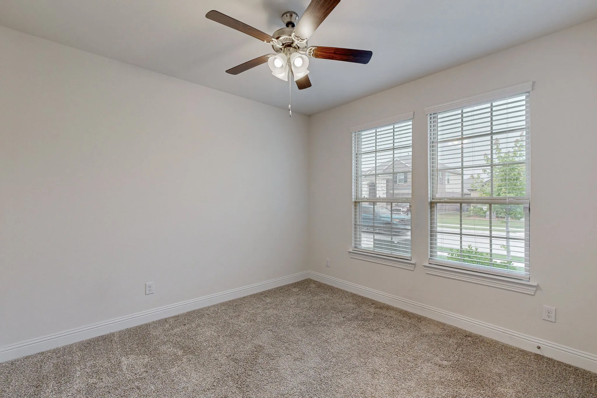 Single Family Residence For Rent in Denton County , 10925 Klondike Lane, Aubrey, Texas 76227, 3 Bedroom, 2 Bathroom, 2 Garage spaces, 1,785 Sqft, built in 2020, mls#21300067, Real Estate Agent in Aubrey, Homes For Rent in Denton county, Homes For Rent in Aubrey, Realtor in Aubrey Texas, Real Estate Brokerage Independent Realty Texas, Luminita Cordes Realtor