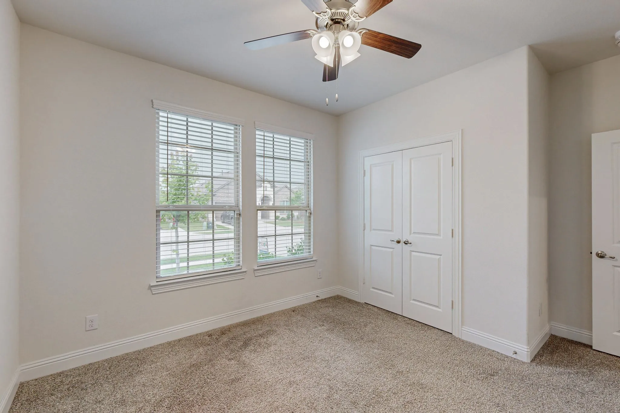 Single Family Residence For Rent in Denton County , 10925 Klondike Lane, Aubrey, Texas 76227, 3 Bedroom, 2 Bathroom, 2 Garage spaces, 1,785 Sqft, built in 2020, mls#21300067, Real Estate Agent in Aubrey, Homes For Rent in Denton county, Homes For Rent in Aubrey, Realtor in Aubrey Texas, Real Estate Brokerage Independent Realty Texas, Luminita Cordes Realtor