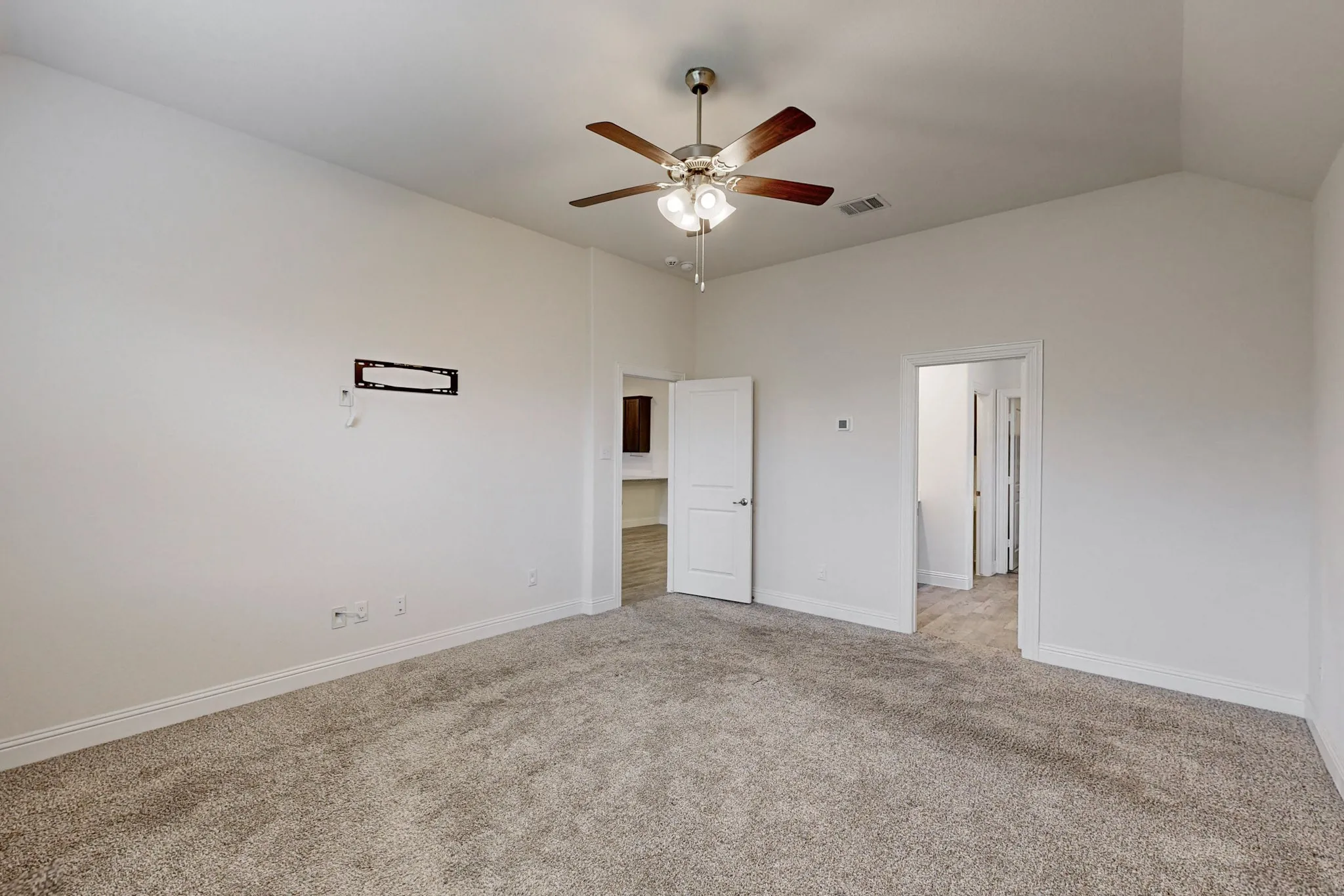 Single Family Residence For Rent in Denton County , 10925 Klondike Lane, Aubrey, Texas 76227, 3 Bedroom, 2 Bathroom, 2 Garage spaces, 1,785 Sqft, built in 2020, mls#21300067, Real Estate Agent in Aubrey, Homes For Rent in Denton county, Homes For Rent in Aubrey, Realtor in Aubrey Texas, Real Estate Brokerage Independent Realty Texas, Luminita Cordes Realtor