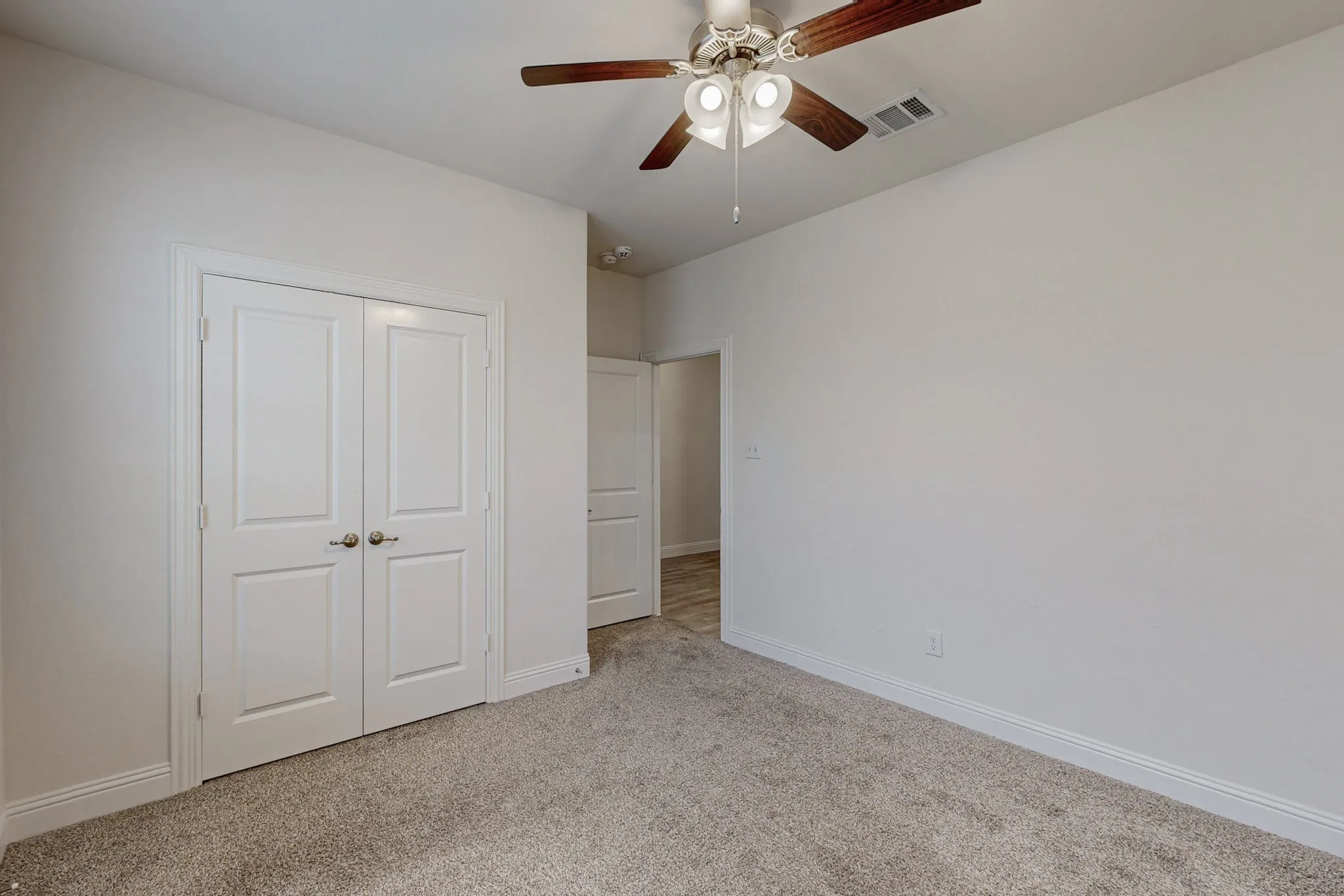 Single Family Residence For Rent in Denton County , 10925 Klondike Lane, Aubrey, Texas 76227, 3 Bedroom, 2 Bathroom, 2 Garage spaces, 1,785 Sqft, built in 2020, mls#21300067, Real Estate Agent in Aubrey, Homes For Rent in Denton county, Homes For Rent in Aubrey, Realtor in Aubrey Texas, Real Estate Brokerage Independent Realty Texas, Luminita Cordes Realtor