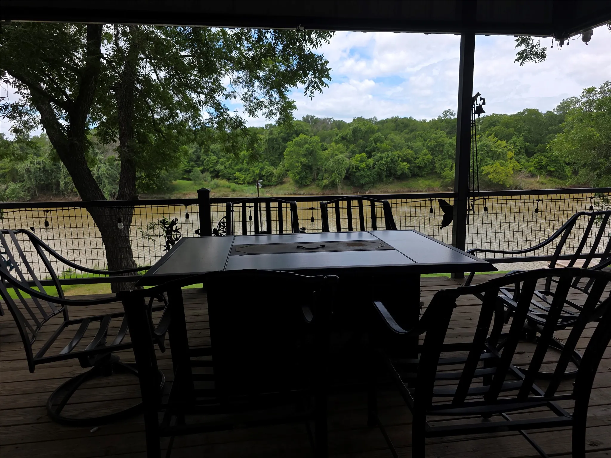 Deck View