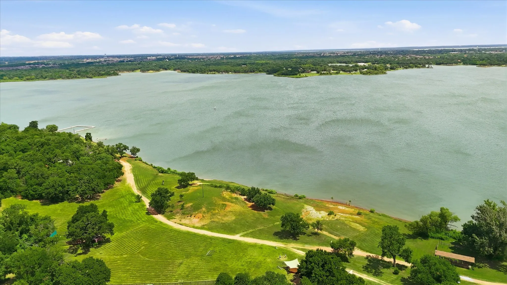 Gorgeous trails, kayaking, swimming, and all sorts of boating options