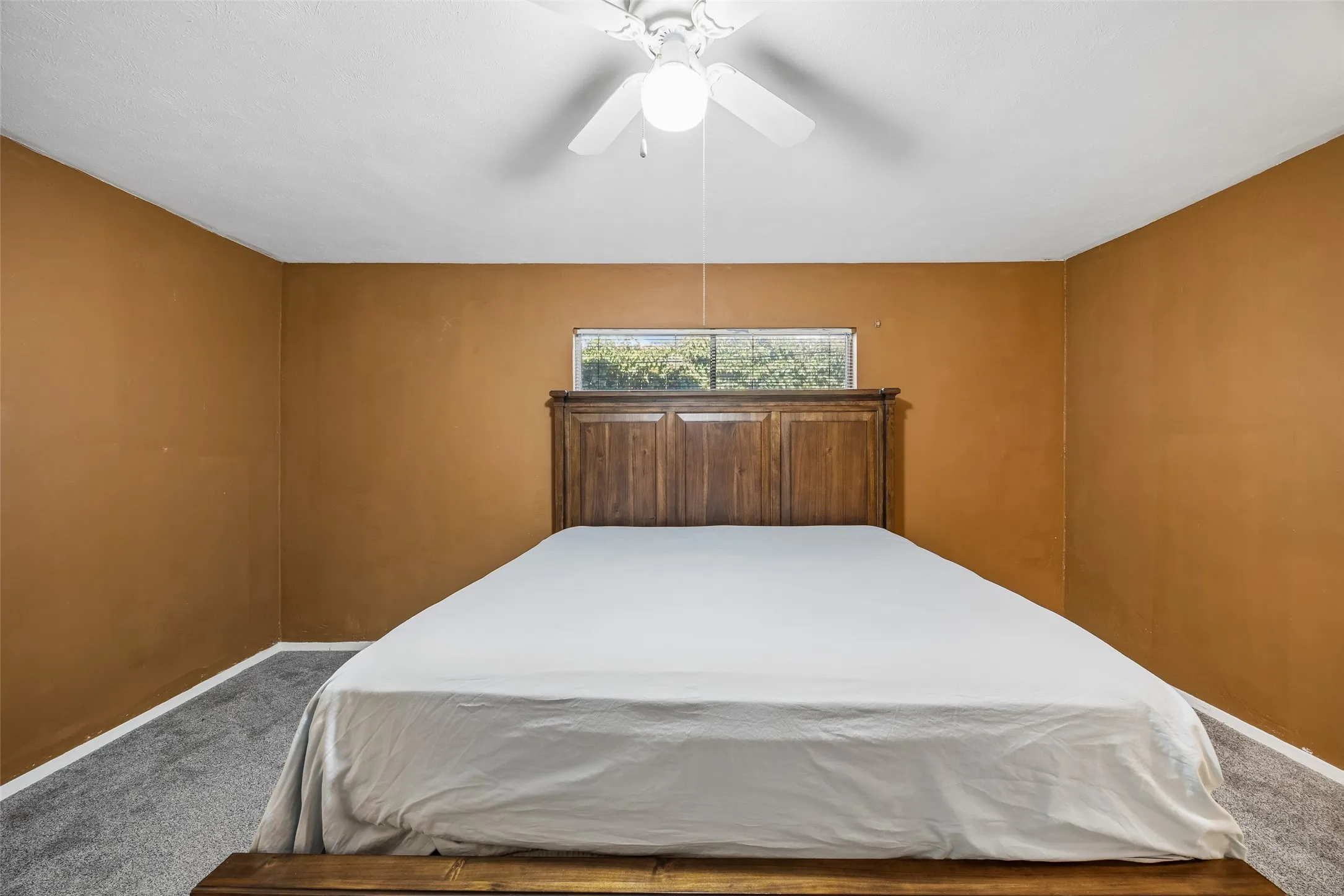 Single Family Residence For Sale in Collin County , 1109 Overdowns Drive, Plano, Texas 75023, 3 Bedroom, 2 Bathroom, 2 Garage spaces, 1,930 Sqft, built in 1974, mls#21269328, Real Estate Agent in Plano, Homes For Sale in Collin county, Homes For Sale in Plano, Realtor in Plano Texas, Real Estate Brokerage Independent Realty Texas, Luminita Cordes Realtor