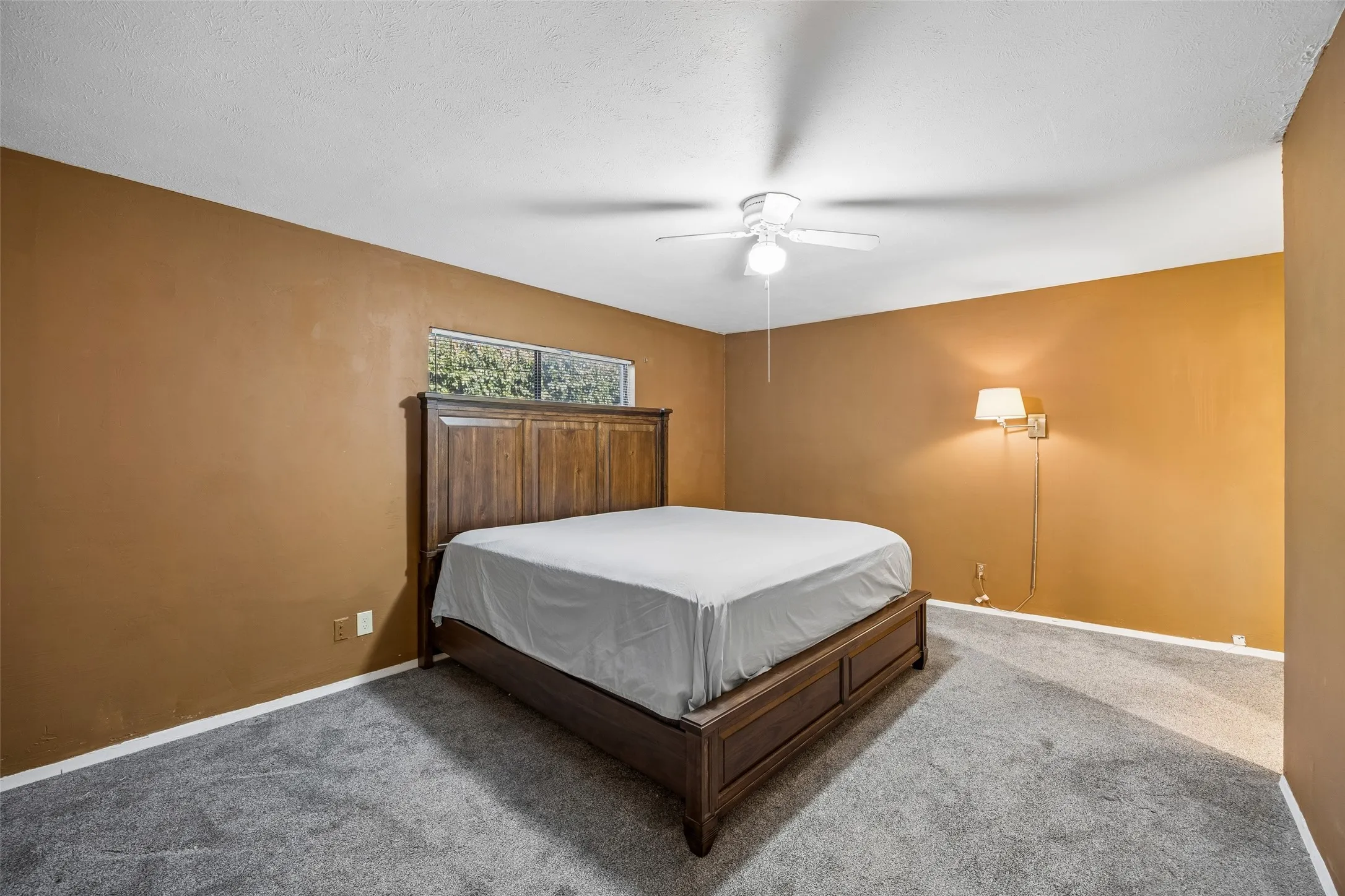 Single Family Residence For Sale in Collin County , 1109 Overdowns Drive, Plano, Texas 75023, 3 Bedroom, 2 Bathroom, 2 Garage spaces, 1,930 Sqft, built in 1974, mls#21269328, Real Estate Agent in Plano, Homes For Sale in Collin county, Homes For Sale in Plano, Realtor in Plano Texas, Real Estate Brokerage Independent Realty Texas, Luminita Cordes Realtor