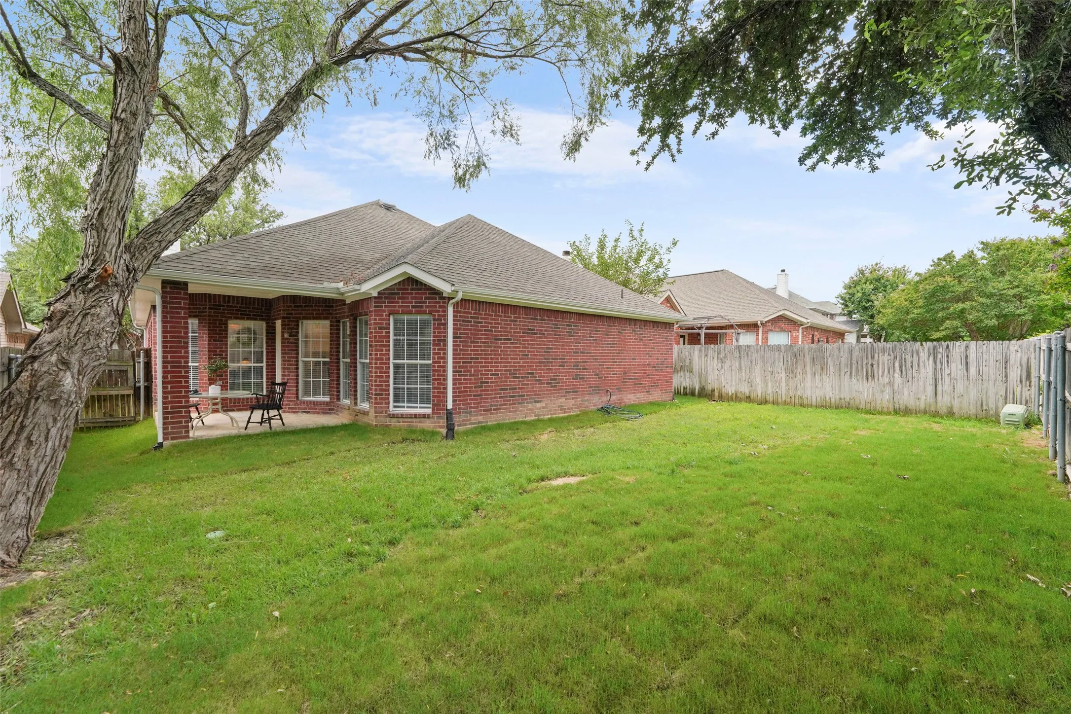 Single Family Residence For Sale in Tarrant County , 4605 Angelina Way, Fort Worth, Texas 76137, 3 Bedroom, 2 Bathroom, 2 Garage spaces, 1,772 Sqft, built in 1996, mls#21300044, Real Estate Agent in Fort Worth, Homes For Sale in Tarrant county, Homes For Sale in Fort Worth, Realtor in Fort Worth Texas, Real Estate Brokerage Independent Realty Texas, Luminita Cordes Realtor