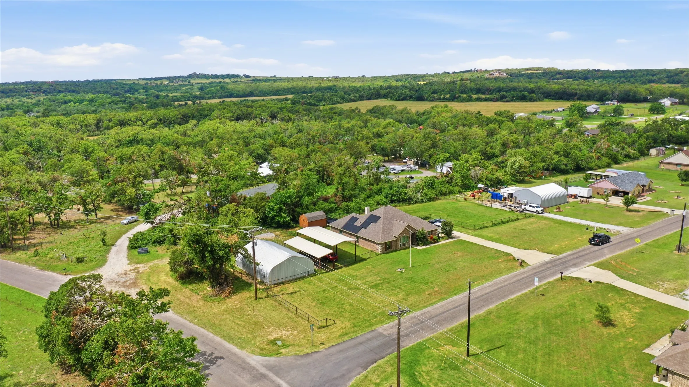 Single Family Residence For Sale in Parker County , 101 Hampton Lane, Springtown, Texas 76082, 4 Bedroom, 2 Bathroom, 2 Garage spaces, 2,000 Sqft, built in 2016, mls#21287353, Real Estate Agent in Springtown, Homes For Sale in Parker county, Homes For Sale in Springtown, Realtor in Springtown Texas, Real Estate Brokerage Independent Realty Texas, Luminita Cordes Realtor