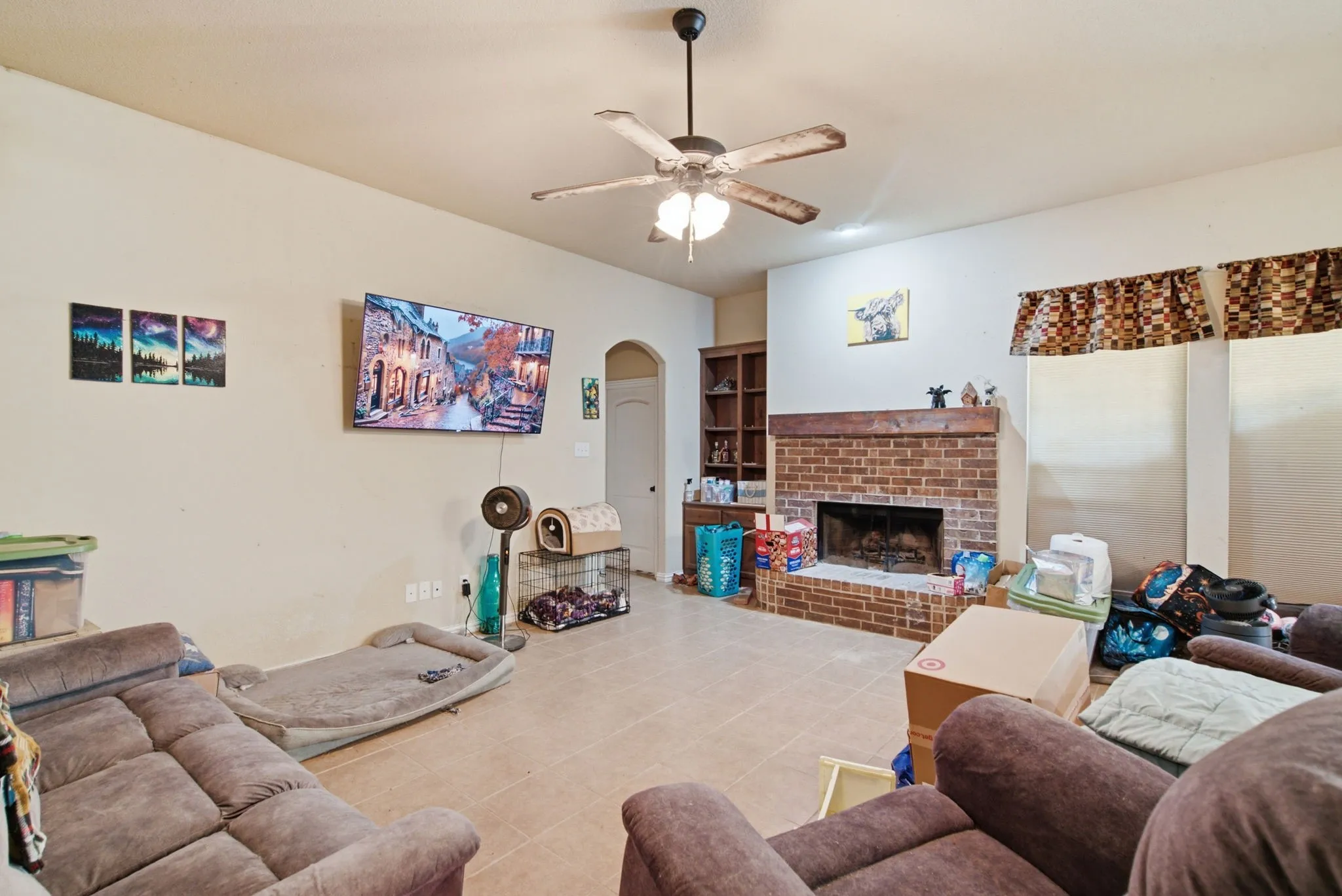 Single Family Residence For Sale in Parker County , 101 Hampton Lane, Springtown, Texas 76082, 4 Bedroom, 2 Bathroom, 2 Garage spaces, 2,000 Sqft, built in 2016, mls#21287353, Real Estate Agent in Springtown, Homes For Sale in Parker county, Homes For Sale in Springtown, Realtor in Springtown Texas, Real Estate Brokerage Independent Realty Texas, Luminita Cordes Realtor