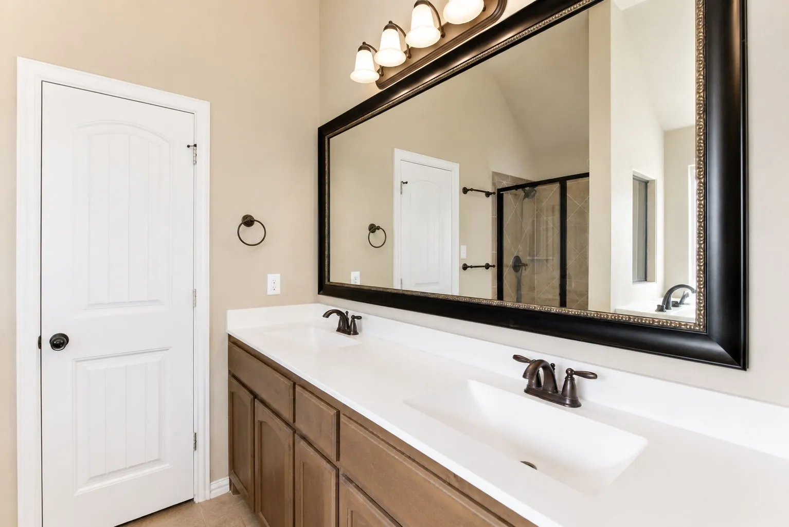 Single Family Residence For Sale in Parker County , 101 Hampton Lane, Springtown, Texas 76082, 4 Bedroom, 2 Bathroom, 2 Garage spaces, 2,000 Sqft, built in 2016, mls#21287353, Real Estate Agent in Springtown, Homes For Sale in Parker county, Homes For Sale in Springtown, Realtor in Springtown Texas, Real Estate Brokerage Independent Realty Texas, Luminita Cordes Realtor