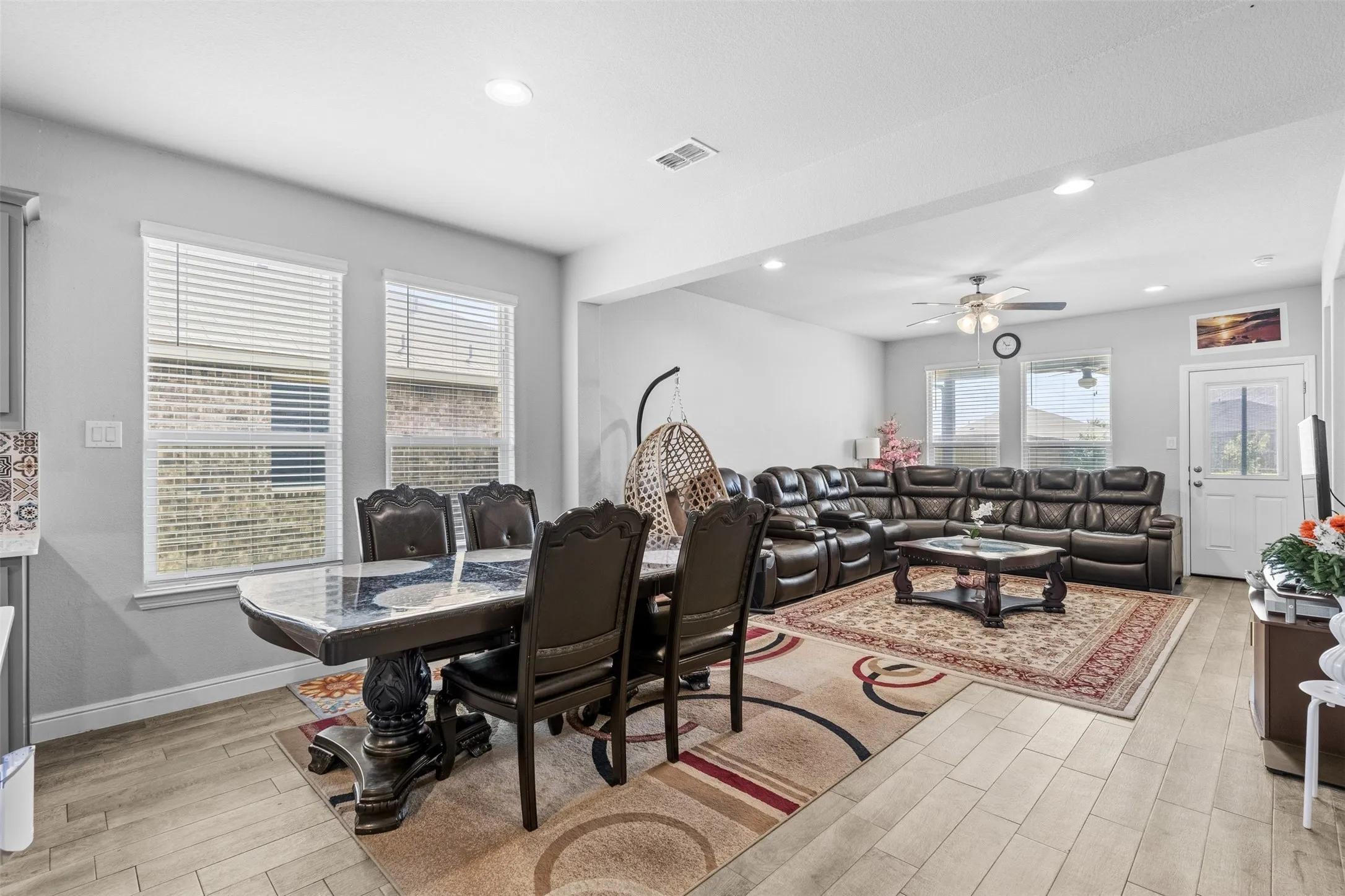 Single Family Residence For Sale in Tarrant County , 513 Frenchpark Drive, Fort Worth, Texas 76052, 3 Bedrooms, 2 Bathrooms, 2 Garage spaces, 1,811 Sqft, built in 2020, Price $345,000, mls#21299157, Real Estate Agent in Fort Worth, Homes For Sale in Tarrant county, Homes For Sale in Fort Worth, Realtor in Fort Worth Texas, Real Estate Brokerage Independent Realty Texas, Luminita Cordes Realtor