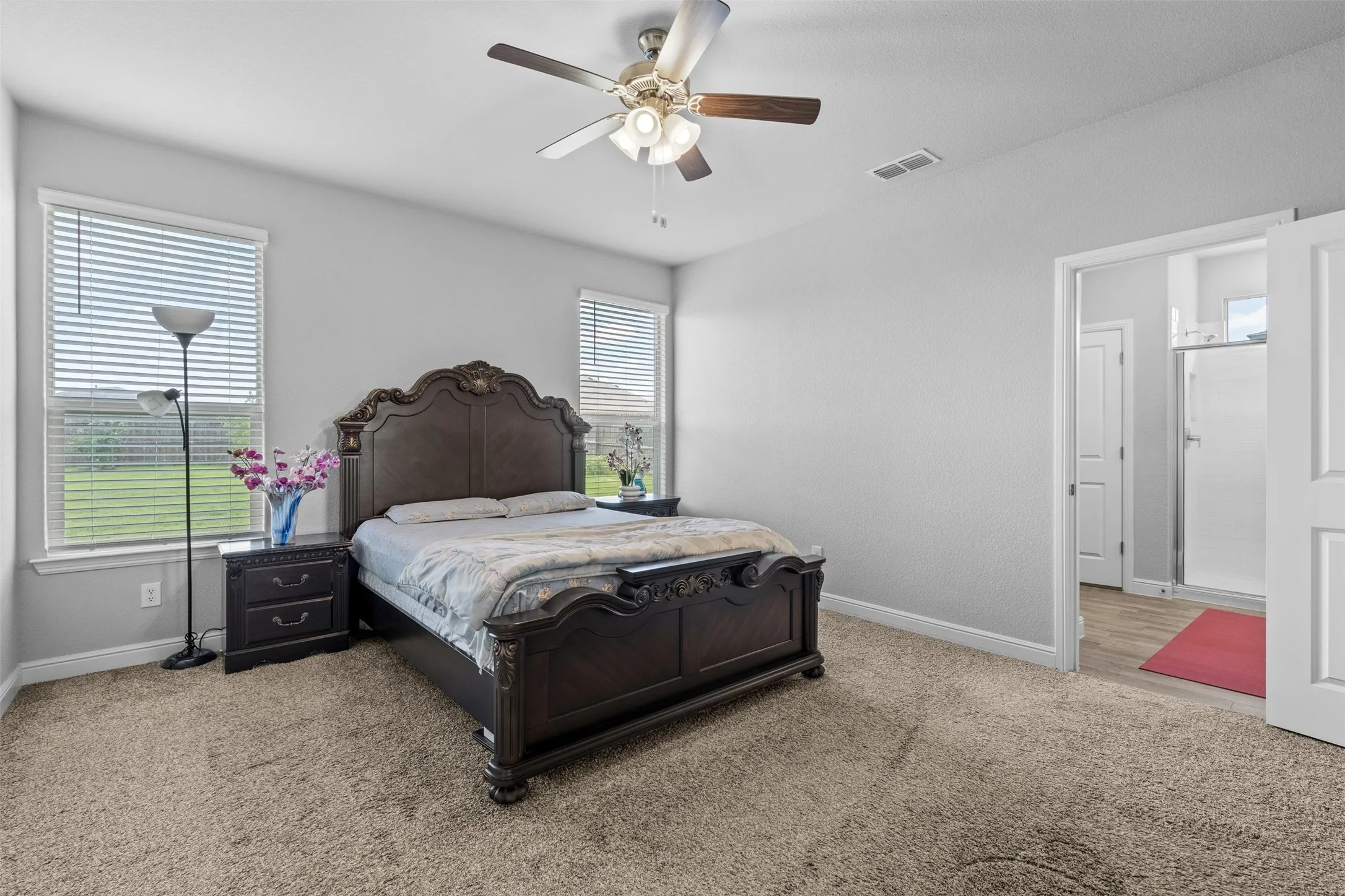 Single Family Residence For Sale in Tarrant County , 513 Frenchpark Drive, Fort Worth, Texas 76052, 3 Bedrooms, 2 Bathrooms, 2 Garage spaces, 1,811 Sqft, built in 2020, Price $345,000, mls#21299157, Real Estate Agent in Fort Worth, Homes For Sale in Tarrant county, Homes For Sale in Fort Worth, Realtor in Fort Worth Texas, Real Estate Brokerage Independent Realty Texas, Luminita Cordes Realtor
