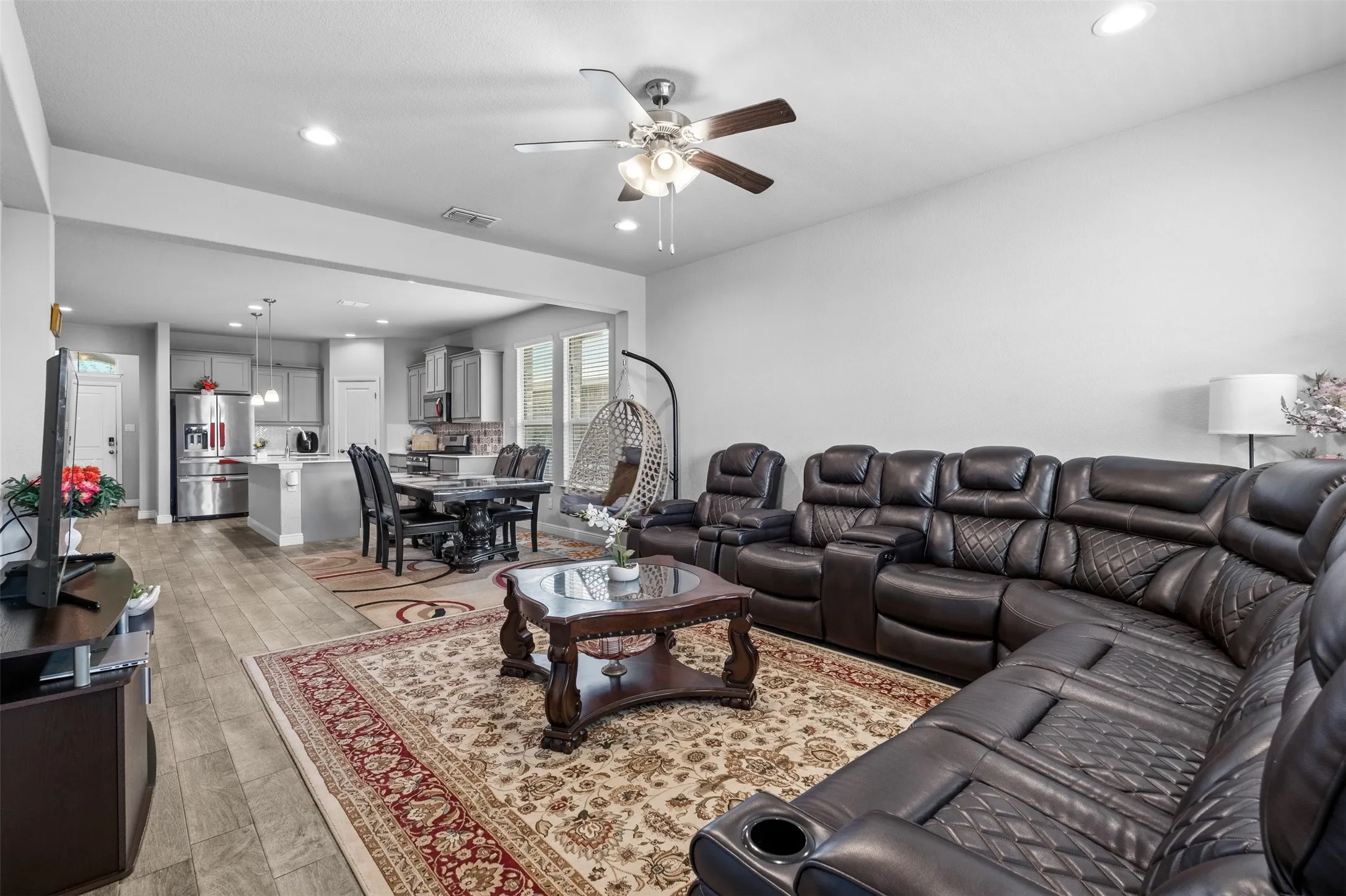 Single Family Residence For Sale in Tarrant County , 513 Frenchpark Drive, Fort Worth, Texas 76052, 3 Bedrooms, 2 Bathrooms, 2 Garage spaces, 1,811 Sqft, built in 2020, Price $345,000, mls#21299157, Real Estate Agent in Fort Worth, Homes For Sale in Tarrant county, Homes For Sale in Fort Worth, Realtor in Fort Worth Texas, Real Estate Brokerage Independent Realty Texas, Luminita Cordes Realtor