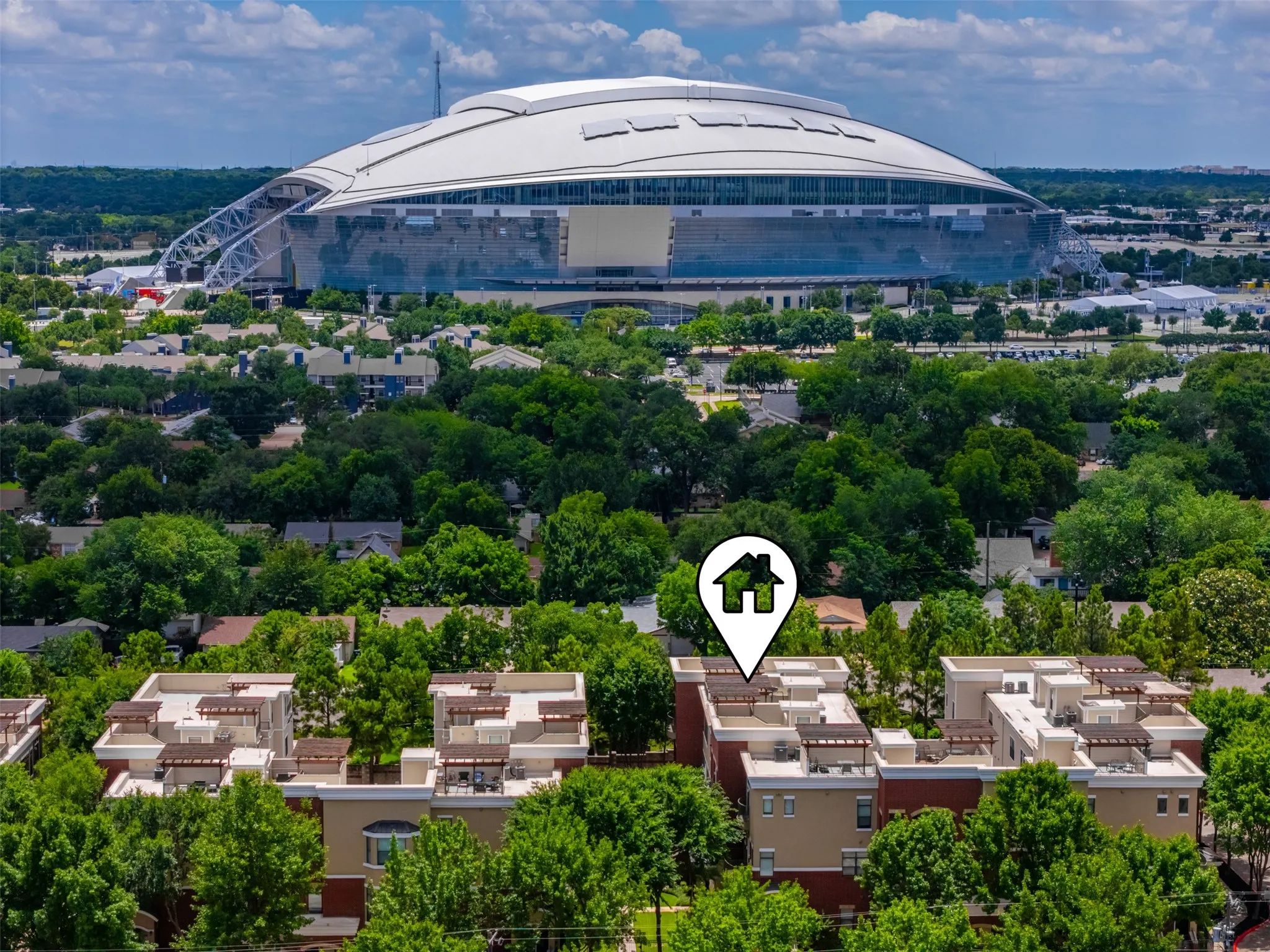 Condominium For Sale in Tarrant County , 1201 Beaconsfield Lane 109, Arlington, Texas 76011, 3 Bedroom, 4 Bathroom, 2 Garage spaces, 1,785 Sqft, built in 2008, mls#21299582, Real Estate Agent in Arlington, Homes For Sale in Tarrant county, Homes For Sale in Arlington, Realtor in Arlington Texas, Real Estate Brokerage Independent Realty Texas, Luminita Cordes Realtor