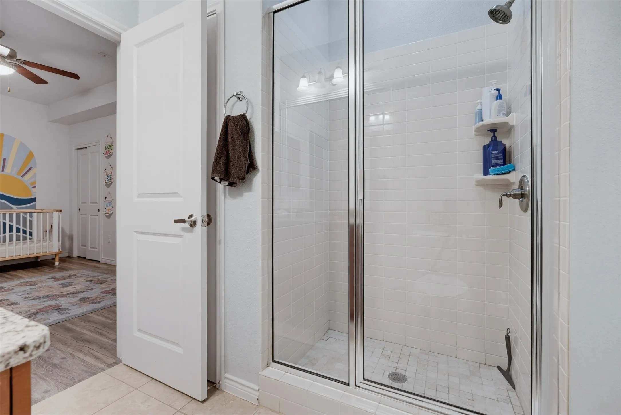 Condominium For Sale in Tarrant County , 1201 Beaconsfield Lane 109, Arlington, Texas 76011, 3 Bedroom, 4 Bathroom, 2 Garage spaces, 1,785 Sqft, built in 2008, mls#21299582, Real Estate Agent in Arlington, Homes For Sale in Tarrant county, Homes For Sale in Arlington, Realtor in Arlington Texas, Real Estate Brokerage Independent Realty Texas, Luminita Cordes Realtor
