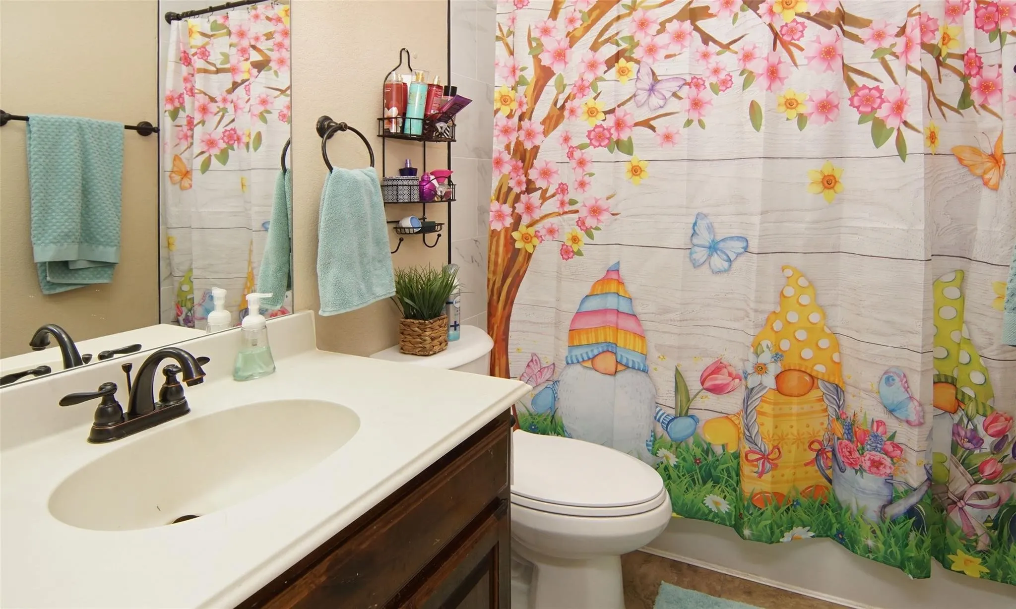 Single Family Residence For Sale in Johnson County , 2752 Elmwood Drive, Burleson, Texas 76028, 4 Bedrooms, 2 Bathrooms, 2 Garage spaces, 2,032 Sqft, built in 2014, Price $350,000, mls#21300108, Real Estate Agent in Burleson, Homes For Sale in Johnson county, Homes For Sale in Burleson, Realtor in Burleson Texas, Real Estate Brokerage Independent Realty Texas, Luminita Cordes Realtor