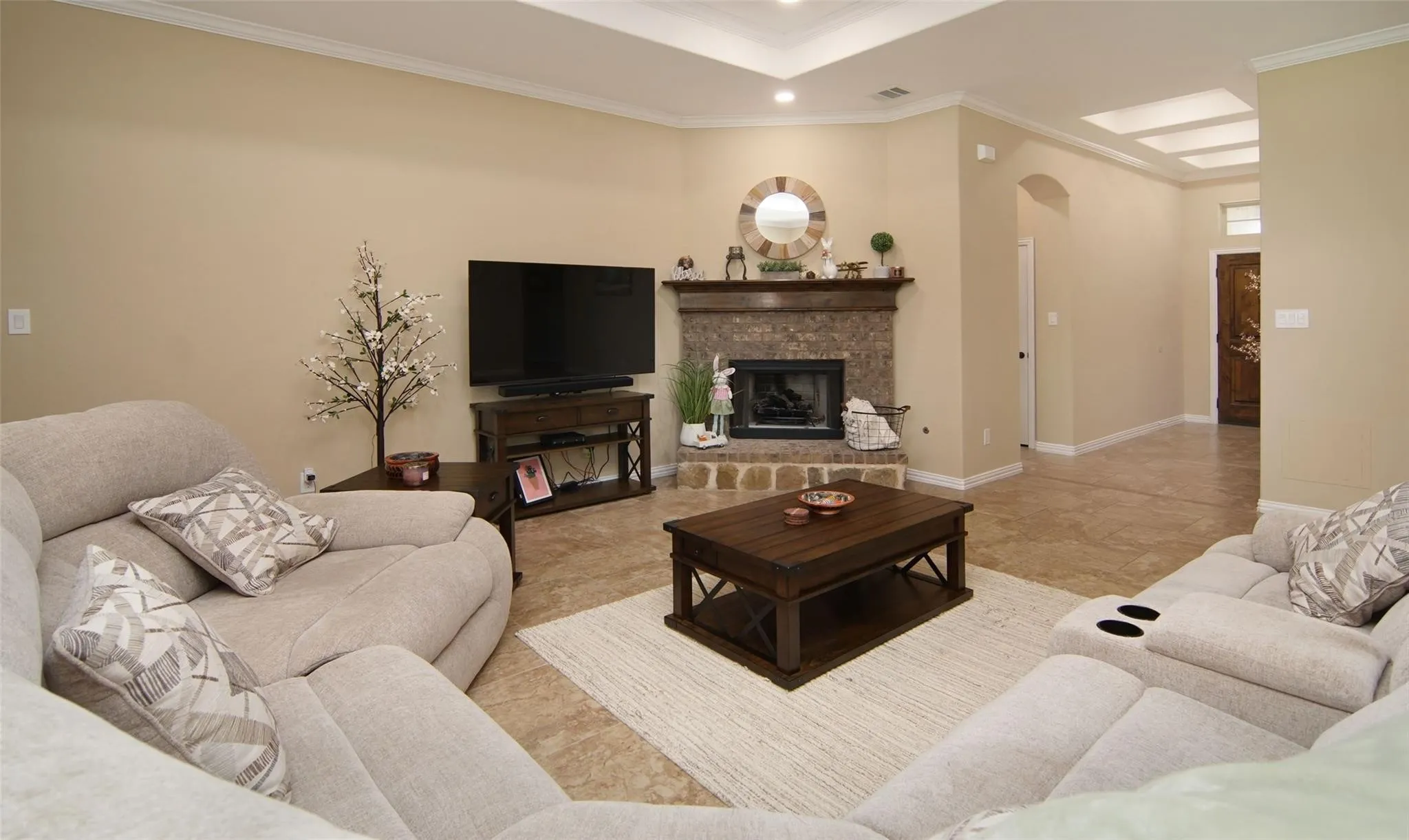 Single Family Residence For Sale in Johnson County , 2752 Elmwood Drive, Burleson, Texas 76028, 4 Bedrooms, 2 Bathrooms, 2 Garage spaces, 2,032 Sqft, built in 2014, Price $350,000, mls#21300108, Real Estate Agent in Burleson, Homes For Sale in Johnson county, Homes For Sale in Burleson, Realtor in Burleson Texas, Real Estate Brokerage Independent Realty Texas, Luminita Cordes Realtor