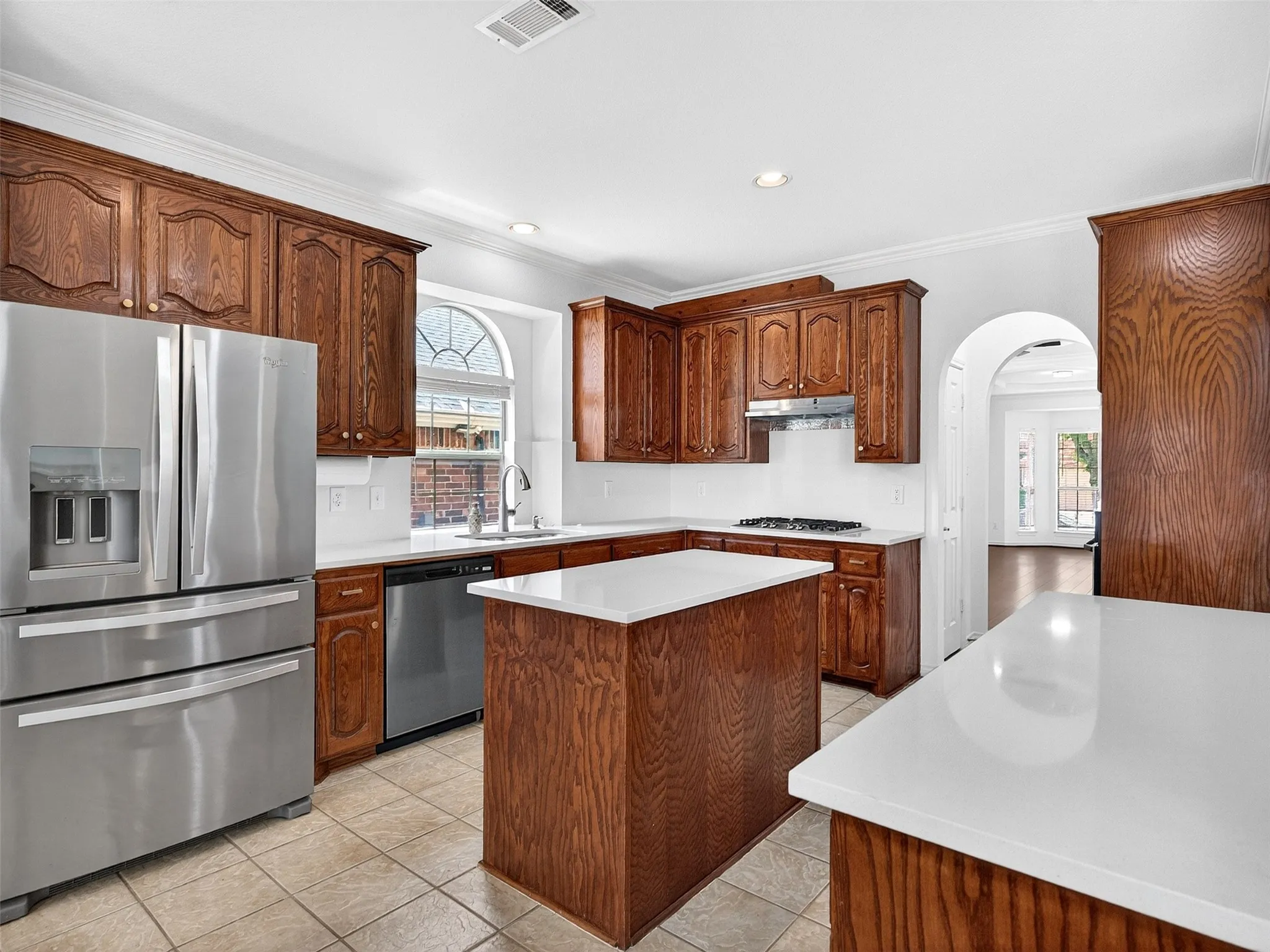 Single Family Residence For Sale in Tarrant County , 5513 Bandelier Trail, Fort Worth, Texas 76137, 5 Bedroom, 4 Bathroom, 2 Garage spaces, 3,584 Sqft, built in 2002, mls#21300110, Real Estate Agent in Fort Worth, Homes For Sale in Tarrant county, Homes For Sale in Fort Worth, Realtor in Fort Worth Texas, Real Estate Brokerage Independent Realty Texas, Luminita Cordes Realtor