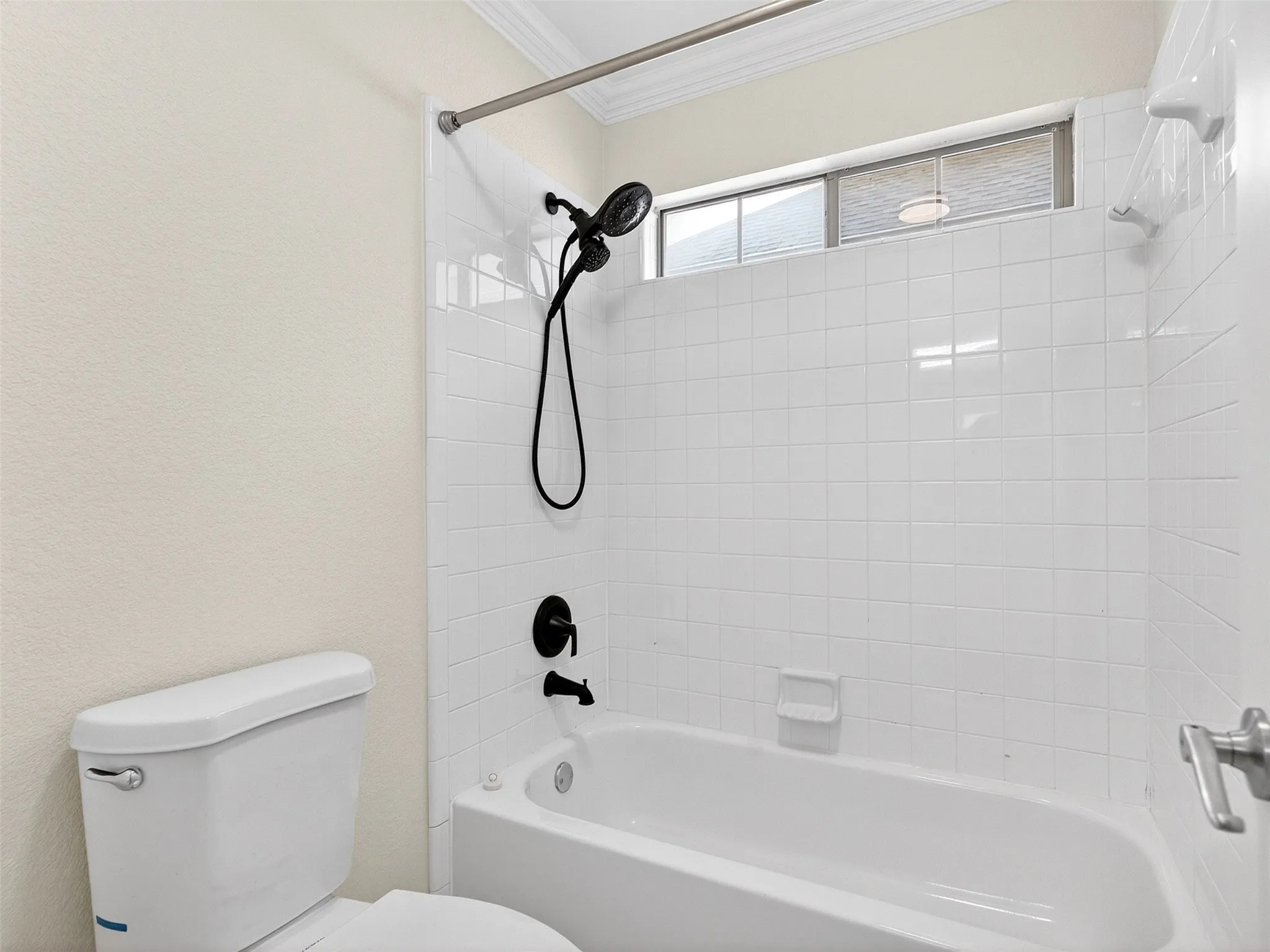 Single Family Residence For Sale in Tarrant County , 5513 Bandelier Trail, Fort Worth, Texas 76137, 5 Bedroom, 4 Bathroom, 2 Garage spaces, 3,584 Sqft, built in 2002, mls#21300110, Real Estate Agent in Fort Worth, Homes For Sale in Tarrant county, Homes For Sale in Fort Worth, Realtor in Fort Worth Texas, Real Estate Brokerage Independent Realty Texas, Luminita Cordes Realtor