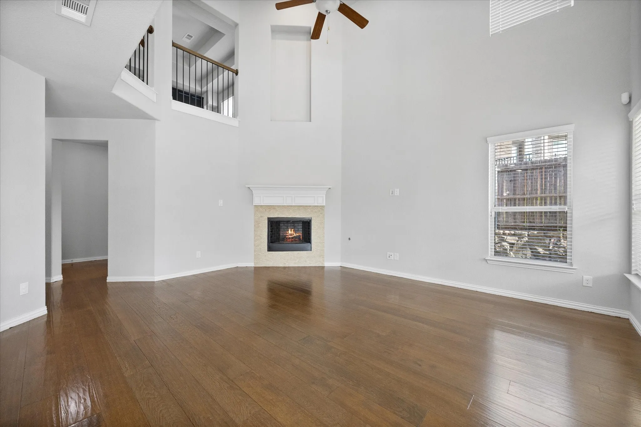 Single Family Residence For Sale in Dallas County , 2202 Blue Harbor Way, Garland, Texas 75043, 4 Bedroom, 4 Bathroom, 2 Garage spaces, 3,184 Sqft, built in 2016, mls#21296455, Real Estate Agent in Garland, Homes For Sale in Dallas county, Homes For Sale in Garland, Realtor in Garland Texas, Real Estate Brokerage Independent Realty Texas, Luminita Cordes Realtor
