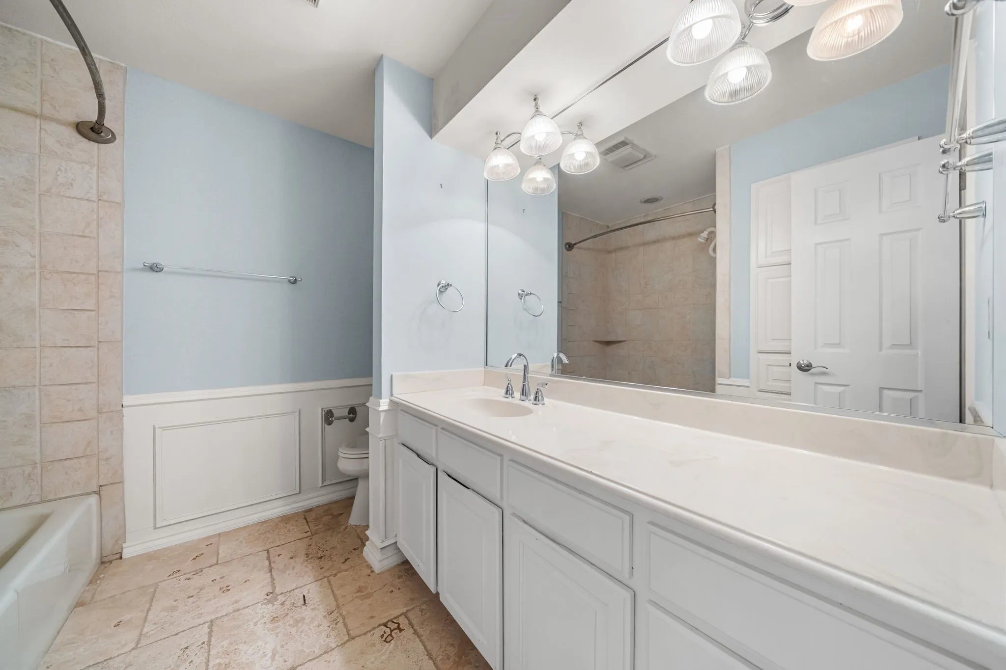 Single Family Residence For Sale in Tarrant County , 8920 Martin Drive, North Richland Hills, Texas 76182, 4 Bedrooms, 4 Bathrooms, 2 Garage spaces, 5,230 Sqft, built in 1981, Price $1,999,999, mls#21296655, Real Estate Agent in North Richland Hills, Homes For Sale in Tarrant county, Homes For Sale in North Richland Hills, Realtor in North Richland Hills Texas, Real Estate Brokerage Independent Realty Texas, Luminita Cordes Realtor