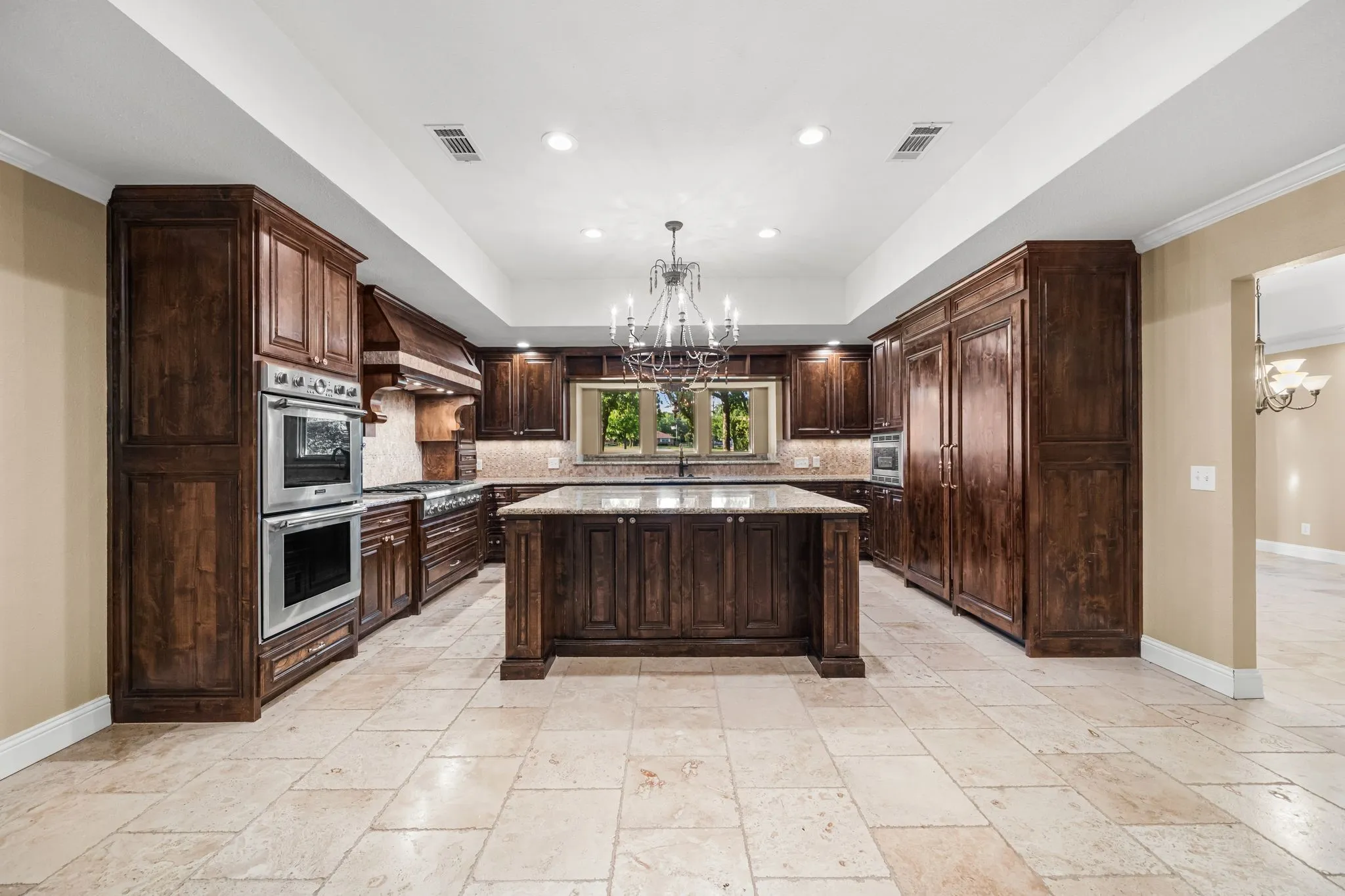 Single Family Residence For Sale in Tarrant County , 8920 Martin Drive, North Richland Hills, Texas 76182, 4 Bedrooms, 4 Bathrooms, 2 Garage spaces, 5,230 Sqft, built in 1981, Price $1,999,999, mls#21296655, Real Estate Agent in North Richland Hills, Homes For Sale in Tarrant county, Homes For Sale in North Richland Hills, Realtor in North Richland Hills Texas, Real Estate Brokerage Independent Realty Texas, Luminita Cordes Realtor